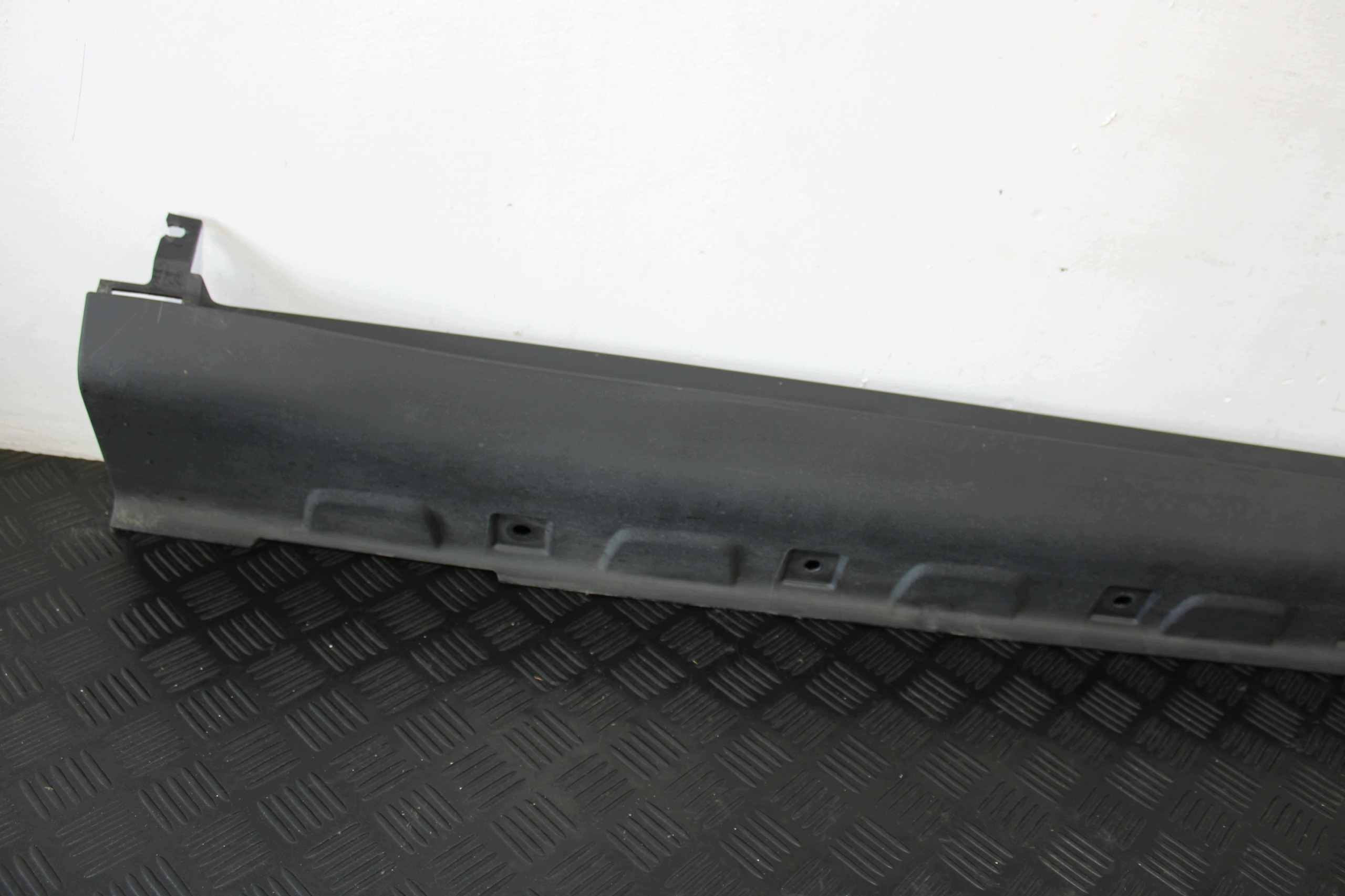 cap threshold threshold left 10252399 MG ZS LIFT FL 2024