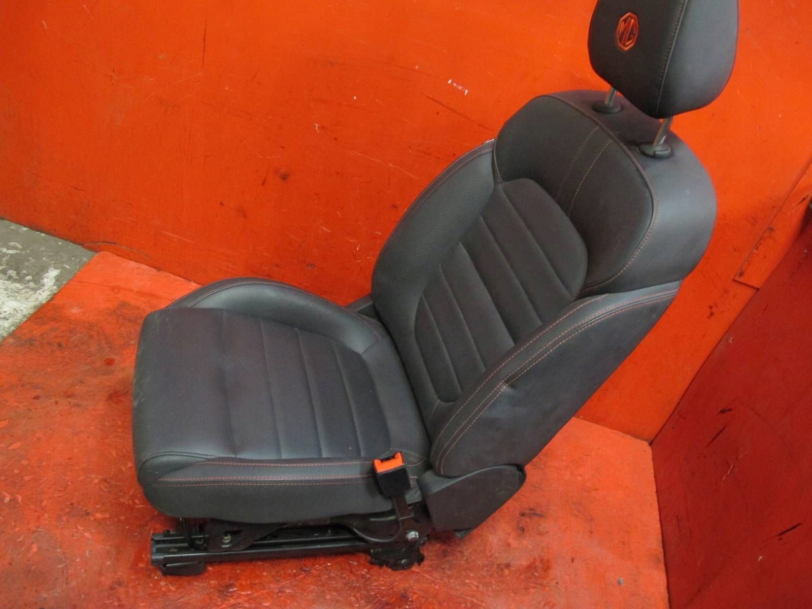 MG ZS 2017- seat right of the passenger front front EUROPA