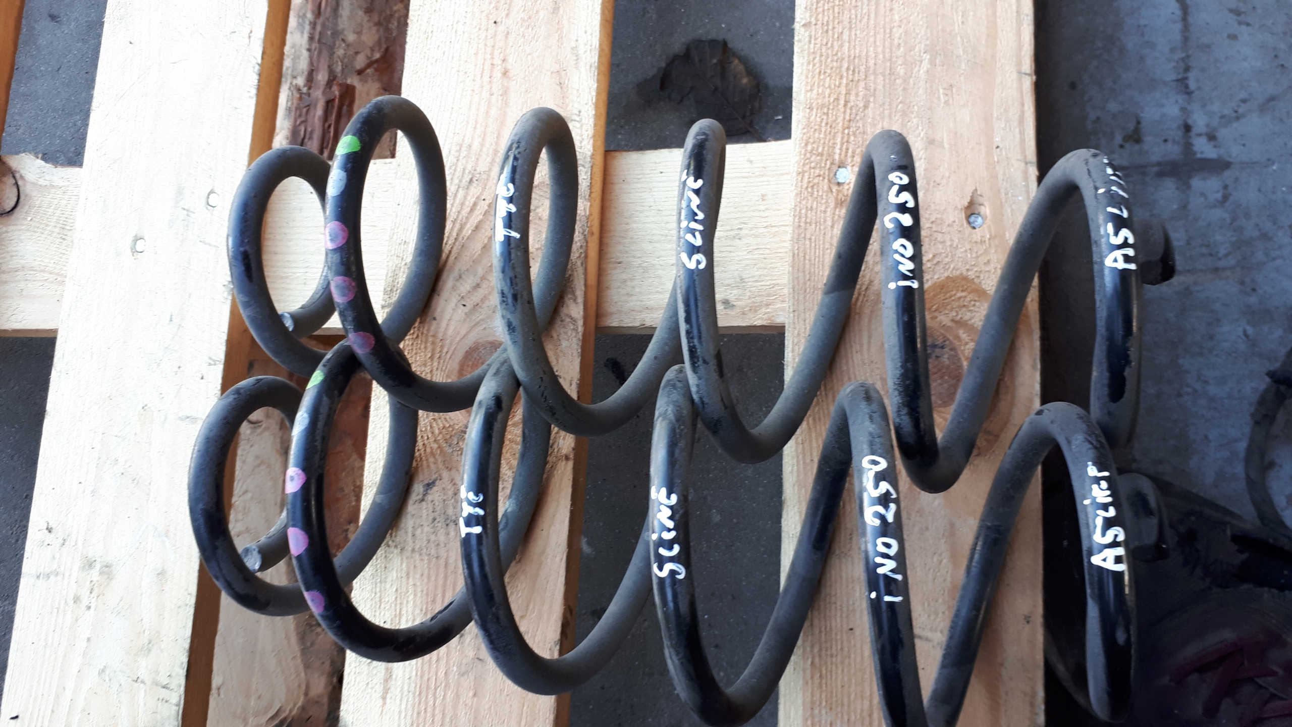 A5 8T LIFT пружина задняя Sline 2.0 TDI A4