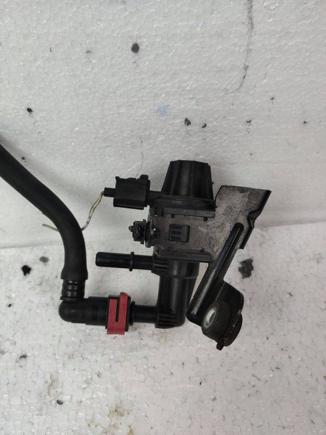 Sensor elektromagnetyczny Mazda CX-9 2008