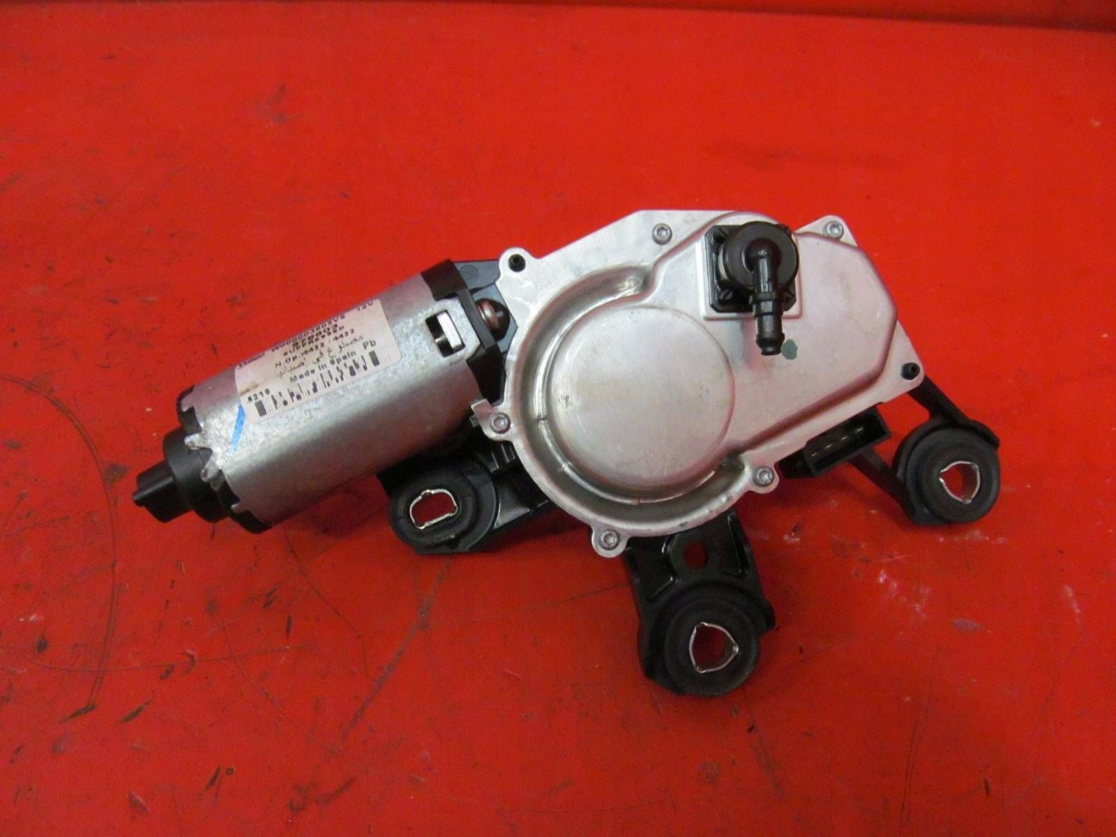 AUDI A4 B6 8E2 KKOMBI AVANT motor ablaktörlők far