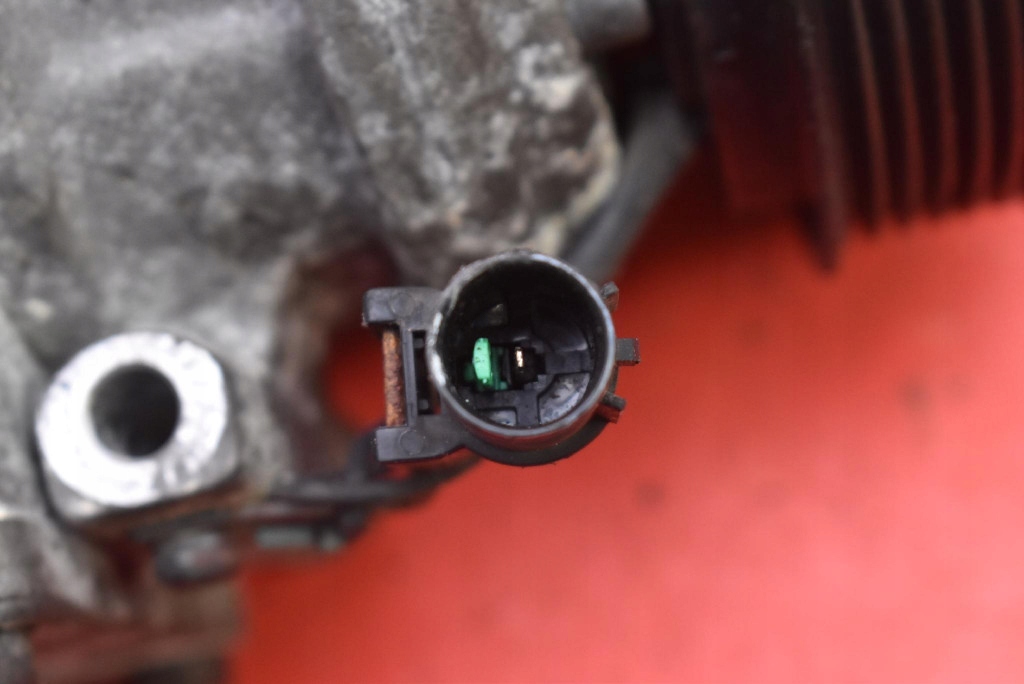 Компрессор кондиционера Hyundai GENESIS COUPE 2.0 RS 213 ЛС 08-