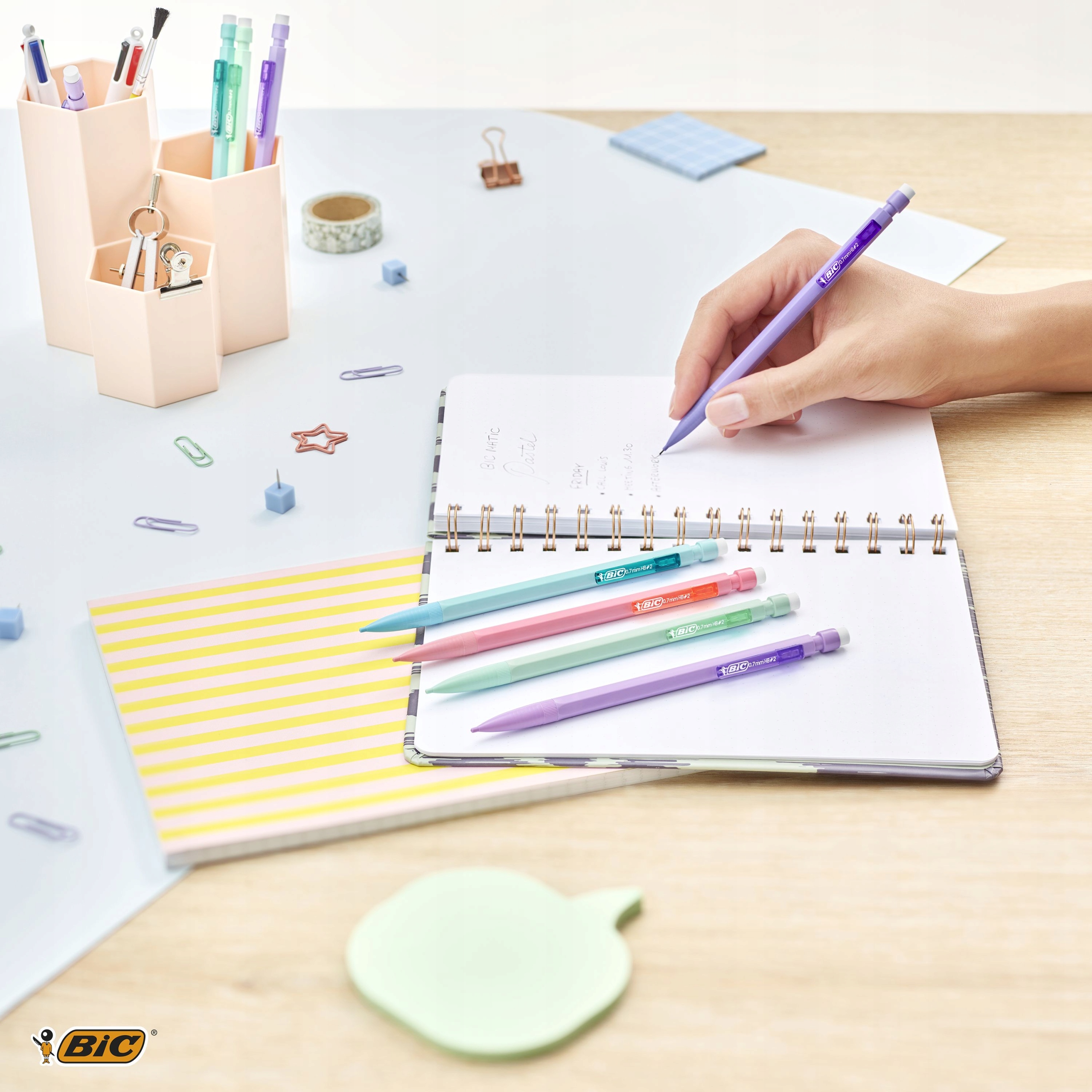 BIC MATIC PASTEL OŁÓWEK AUTOMATYCZNY ZESTAW Z GUMKĄ WYTRZYMAŁY LEKKI x5 Marka BIC