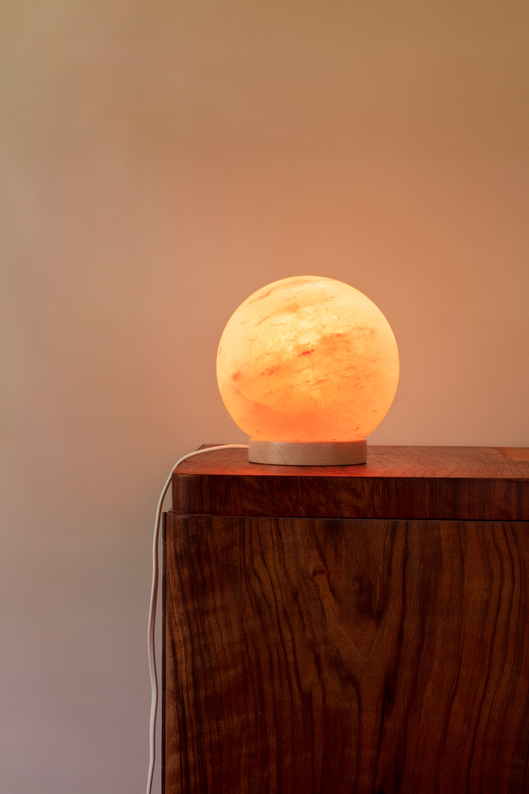 Lampa solna kula z podstawką LATKOWSKI