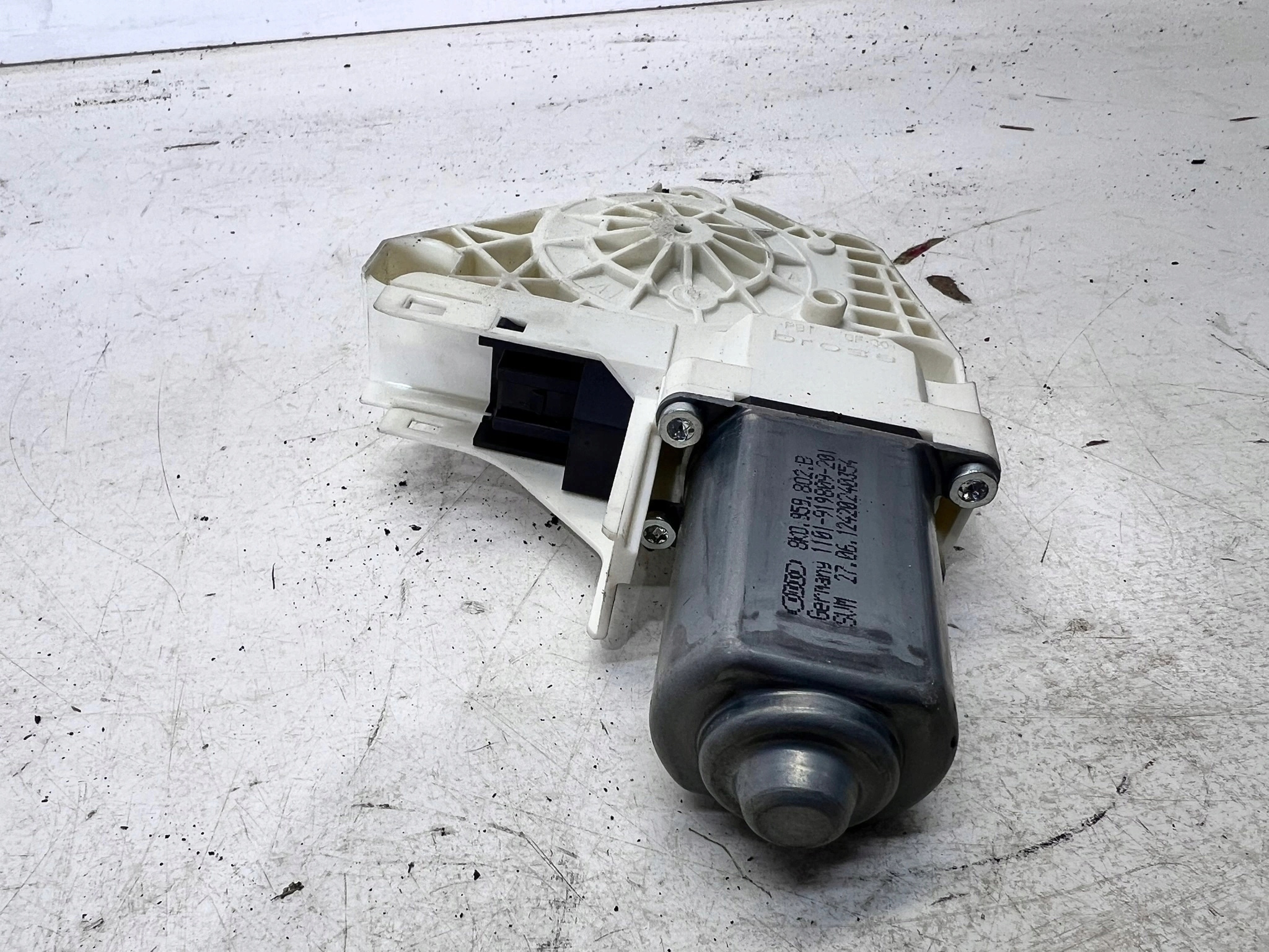 motor motor ablak AUDI A4 B8 A1 8X 8K0959802B