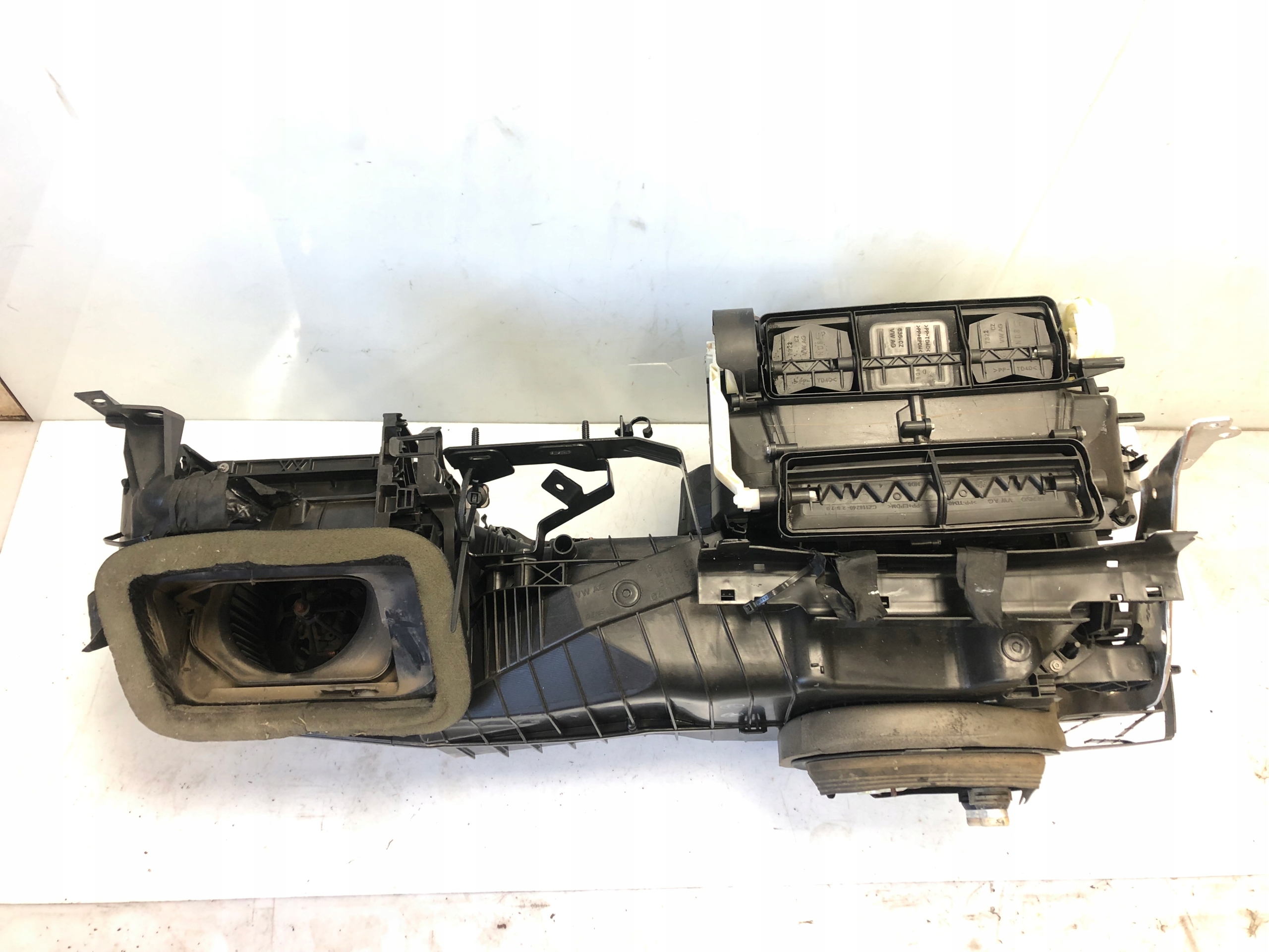 PASSAT CC B6 Bloc de chauffage complet EUROPA 3C1820003EL