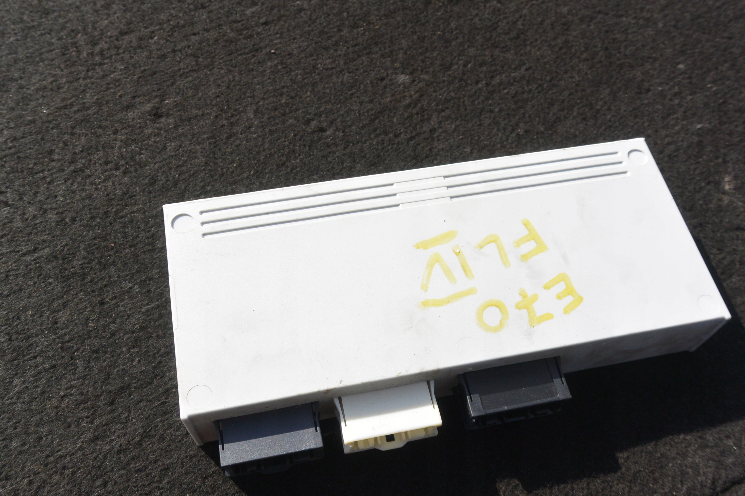 control unit module bonnet boot BMW X5 E70 X6 E71