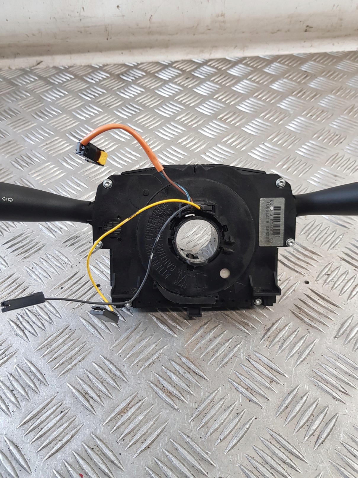 steering wheel levers and controls ring 96488208XT CITROEN C3 and 04R