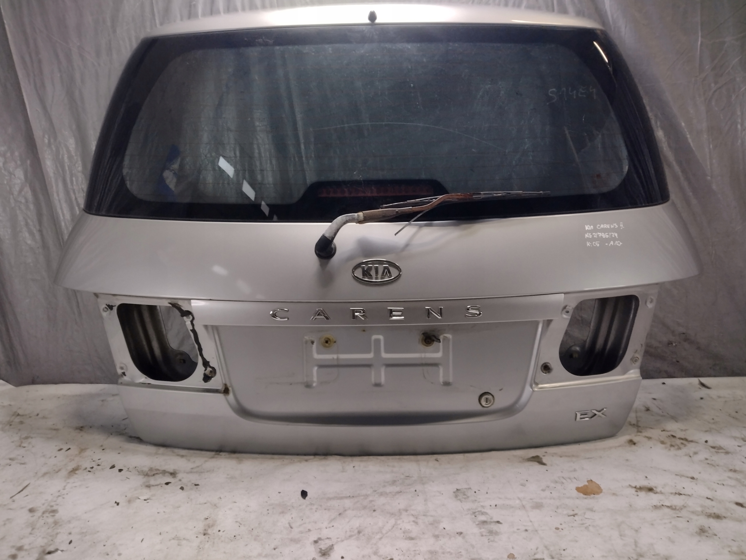 trunk door boot Kia Carens II 2 k: C5