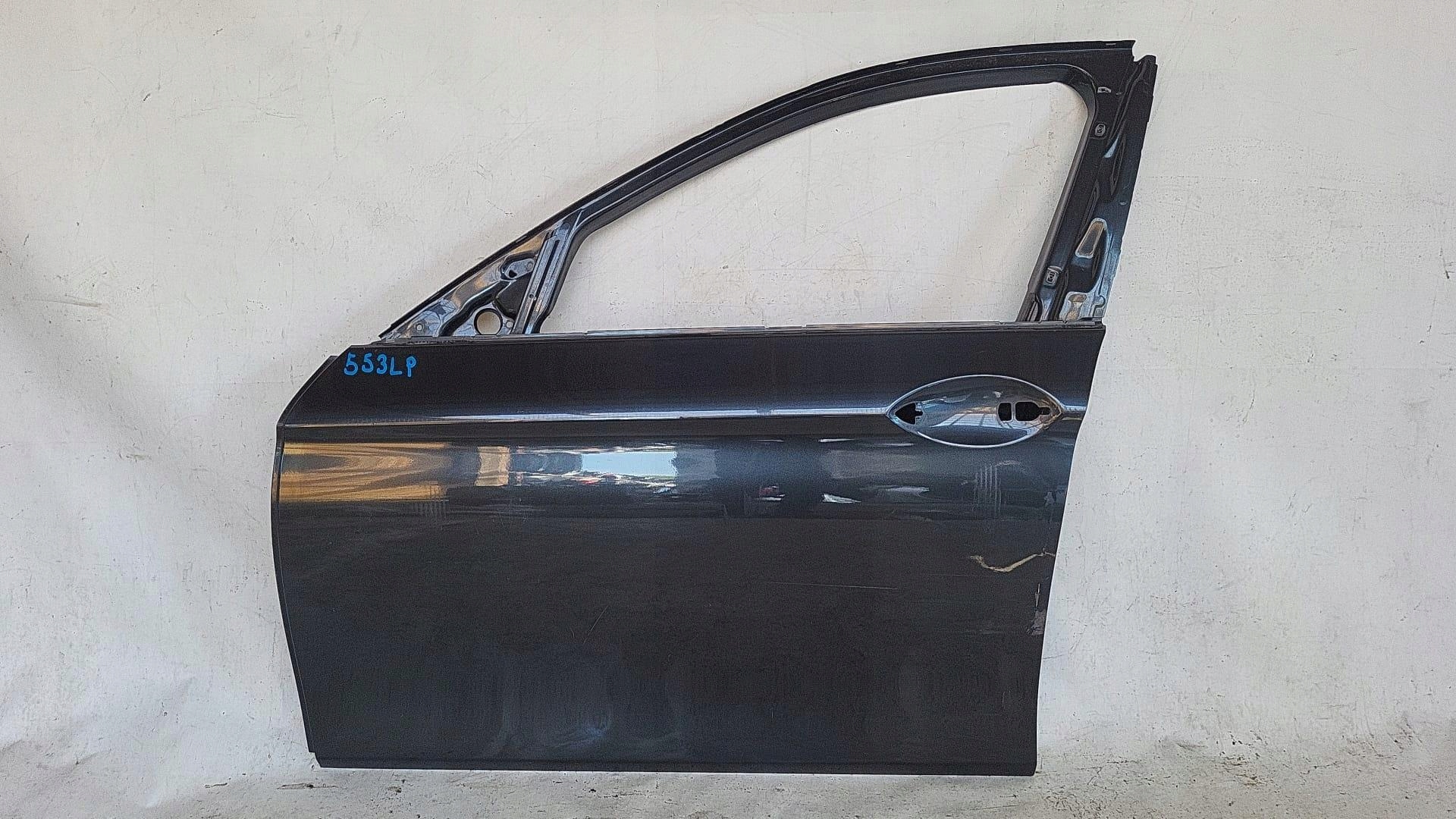 BMW 5 F10 F11 10-17 door front front left