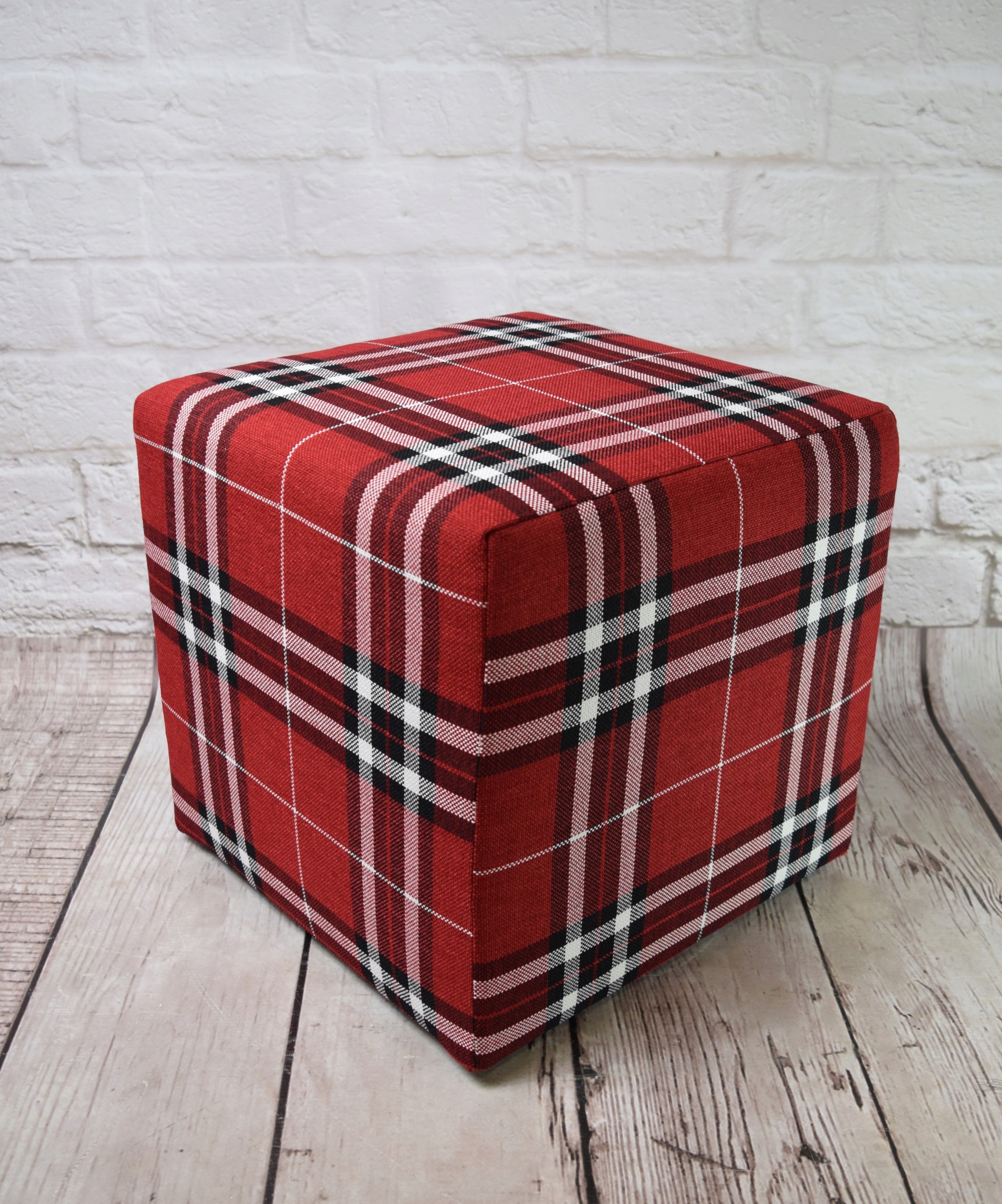 PUFA kostka 40x40x40 KRATA LOBOX plecionka kolory Kod producenta 1