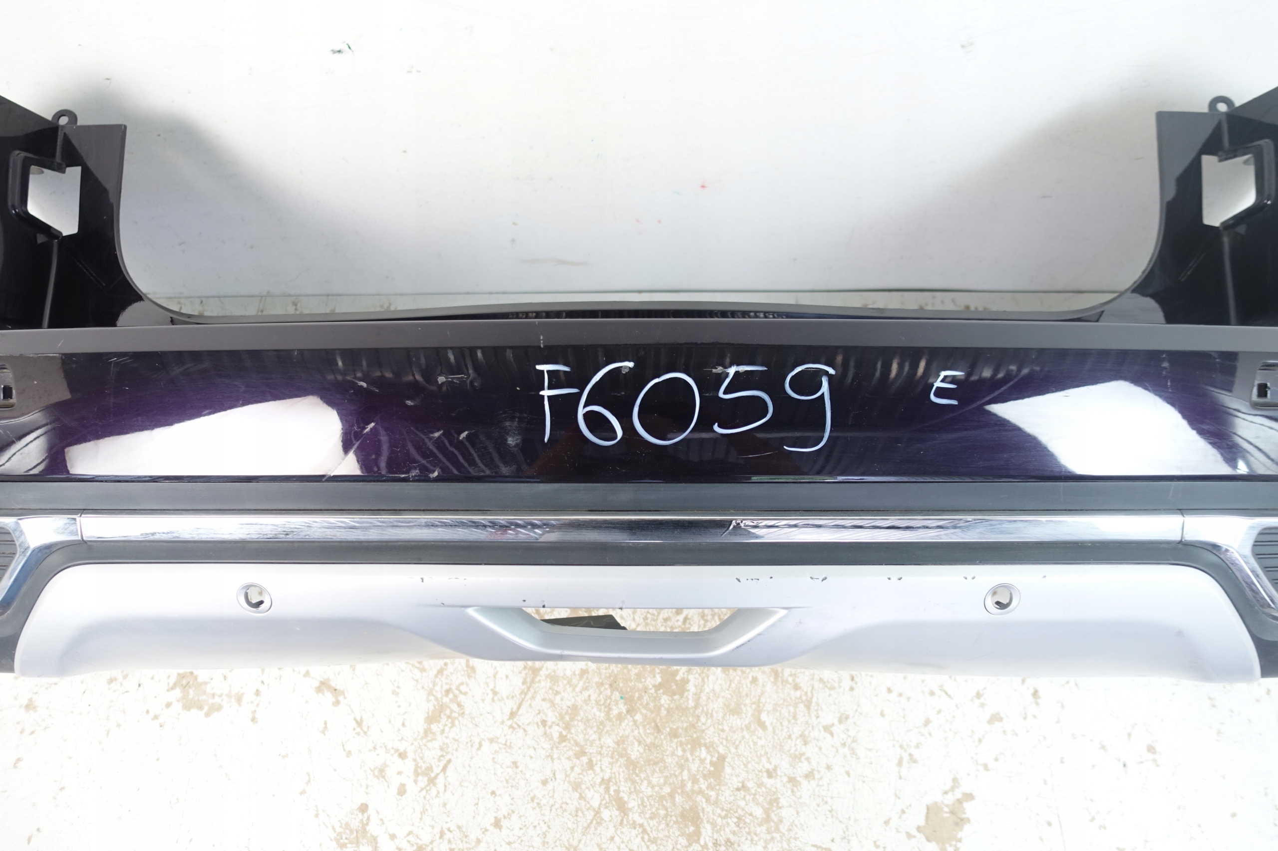 RENAULT KOLEOS II 2016- bumper rear part rear 850221152R
