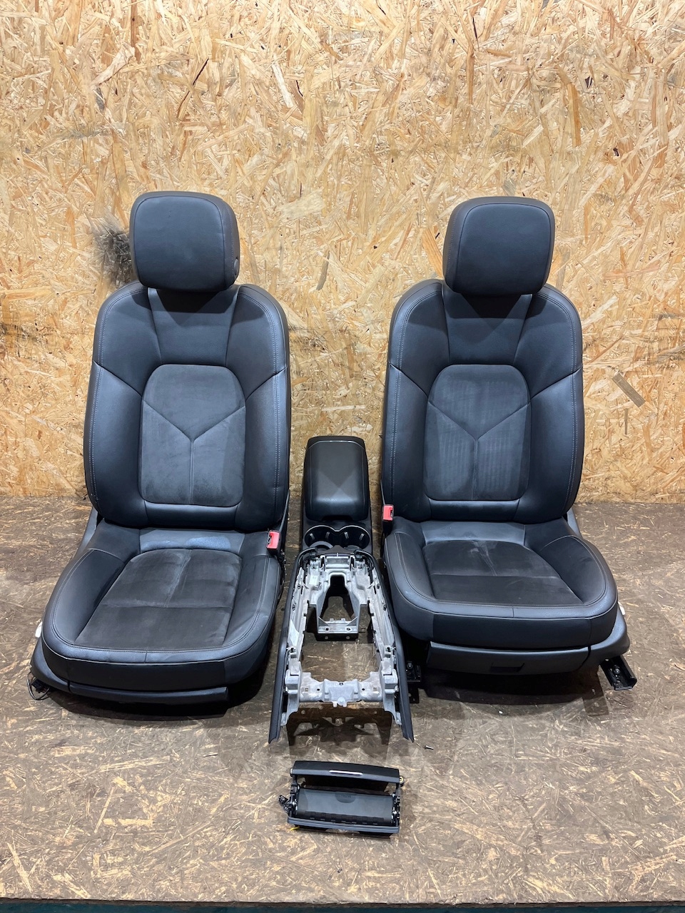 seats side TUNEL KPL. PORSCHE MACAN ALCANTARA 1