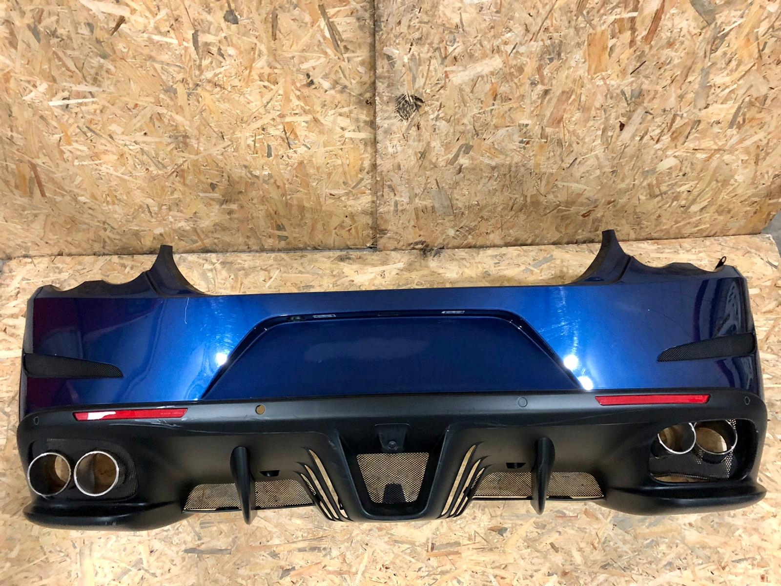 Zderzak tylny Ferrari GTC4 Lusso