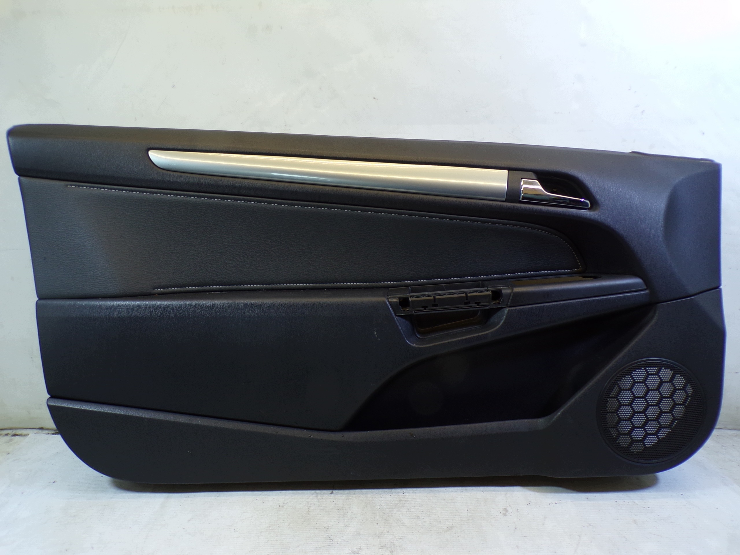 Seite links Tür links OPEL ASTRA H 3D Leder (K2)