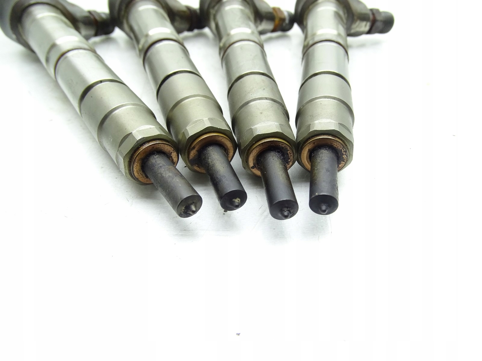 injector nozzle PASSAT B8 GOLF VII LEON III OCTAVIA III A3 8V 1.6 TDI