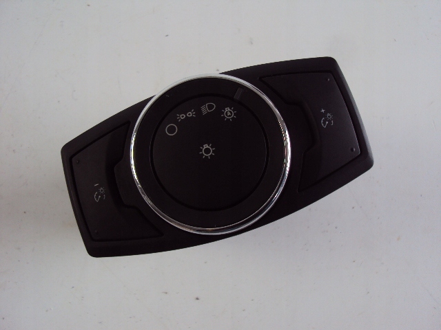 DG9T-13D061-CDW - ВИМИКАЧ СВІТЛА FORD FUSION II 2012-2020