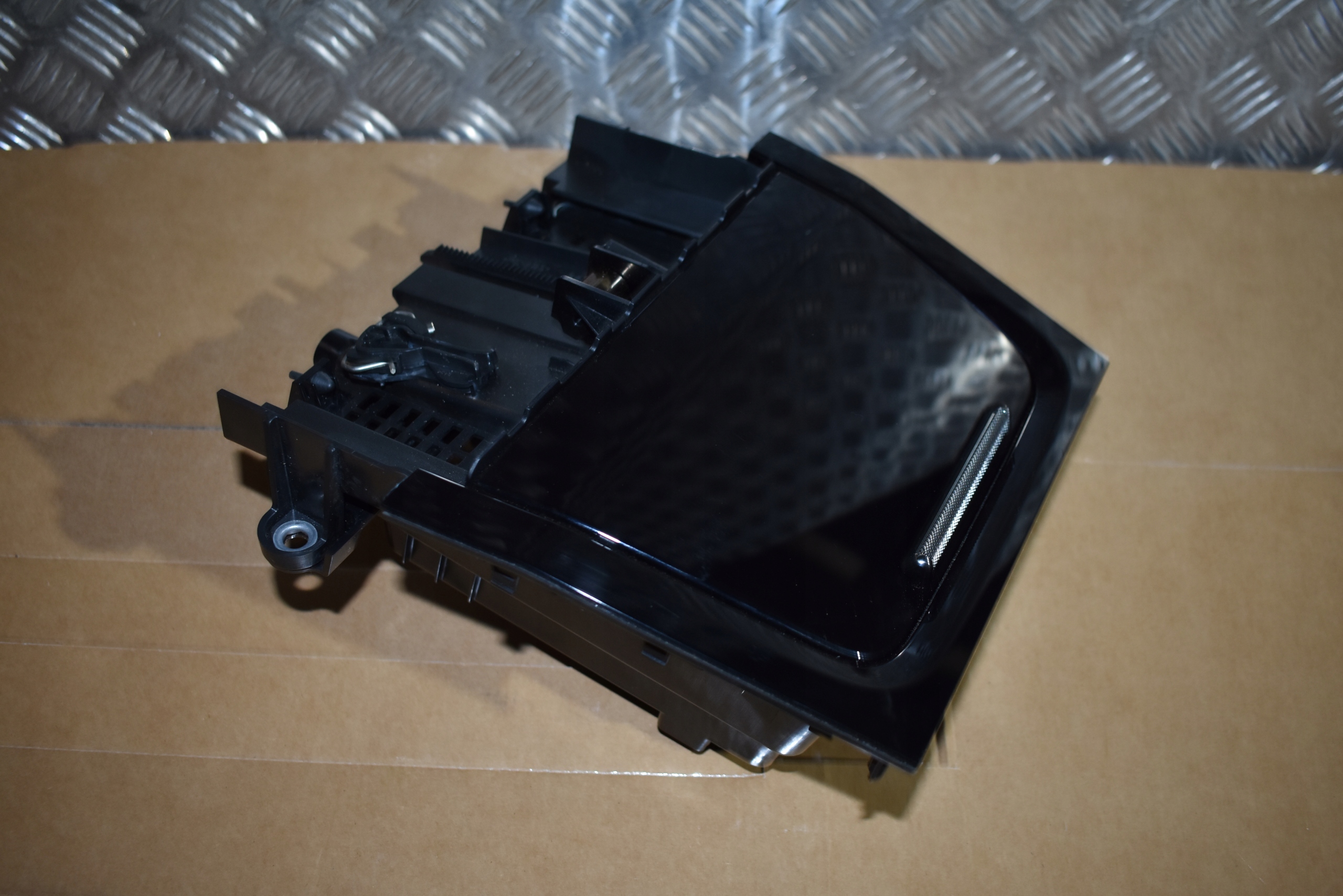 IDEALNY passenger compartment + DECOR PORSCHE CAYENNE 9Y LIFT 25R. 1