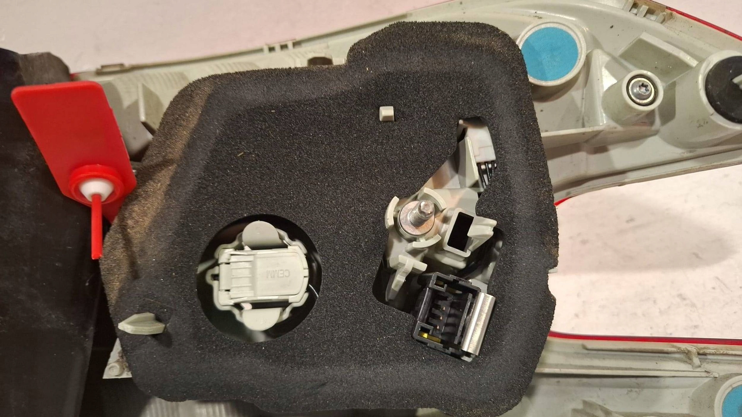 Lampa tył lewa 9678093980 Peugeot 308 T9 2013- Typ samochodu Samochody osobowe