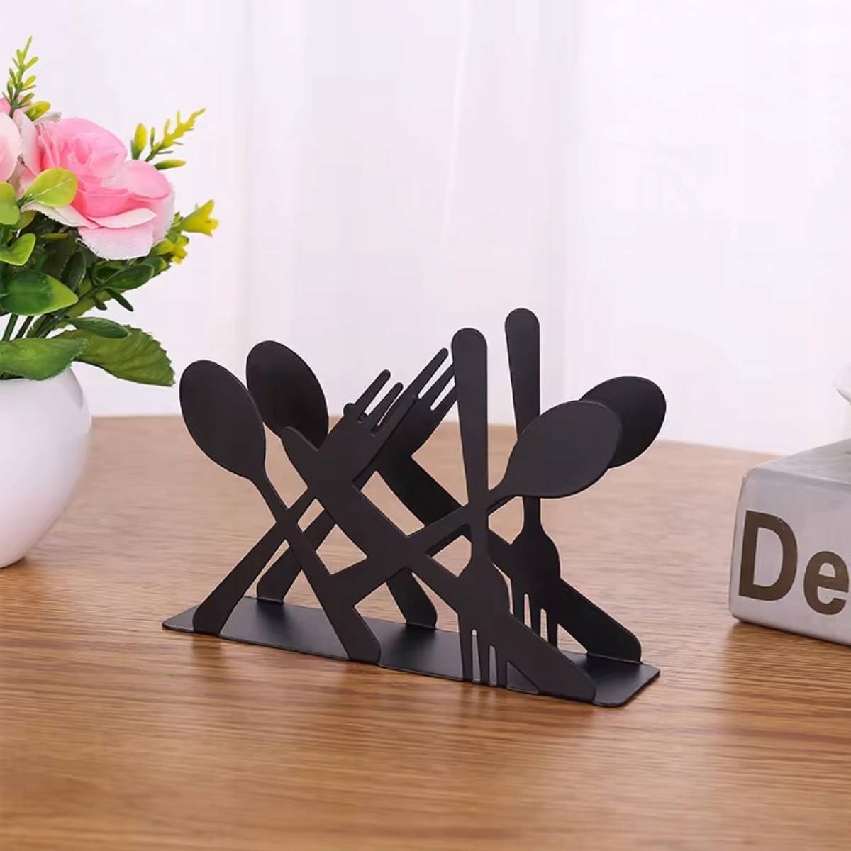 SERWETNIK METALOWY STOJAK NA SERWETKI CZARNY EAN (GTIN) 5907564508179