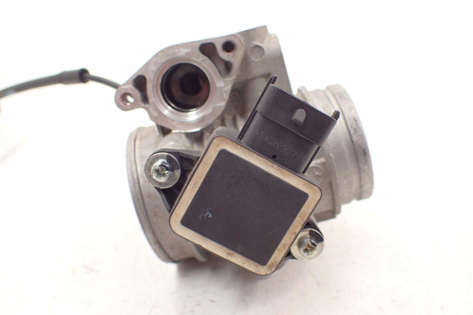 E3f56b5045b3a27f889f3c345e53