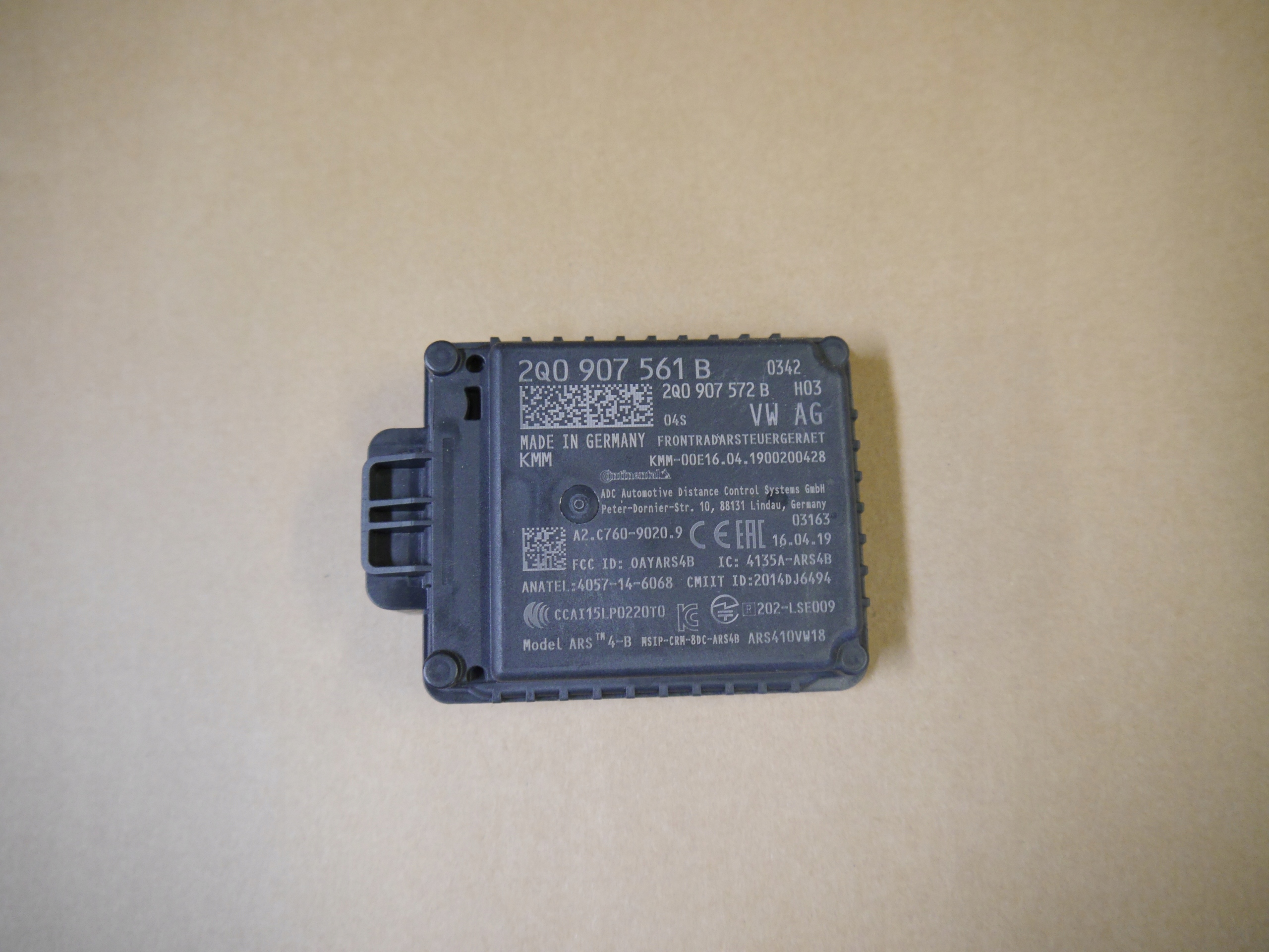 AUDI Q3 83A радар DYSTRONIC 2Q0907561B