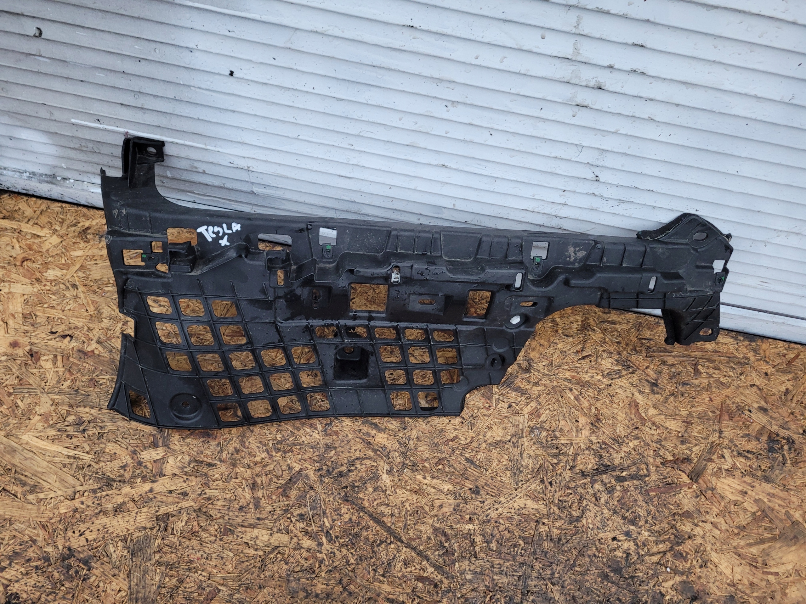holder upholstery TESLA X 1048064-00