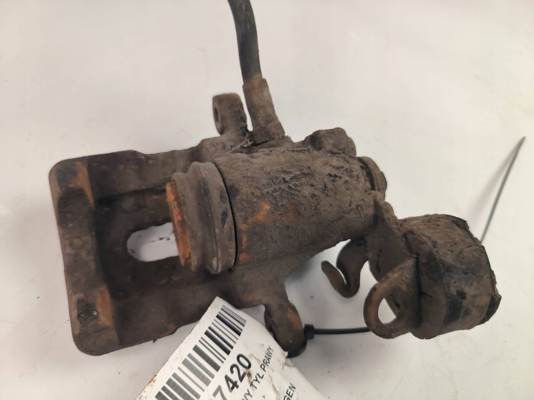 caliper brake rear part right 1.9 TDI VOLKSWAGEN VENTO