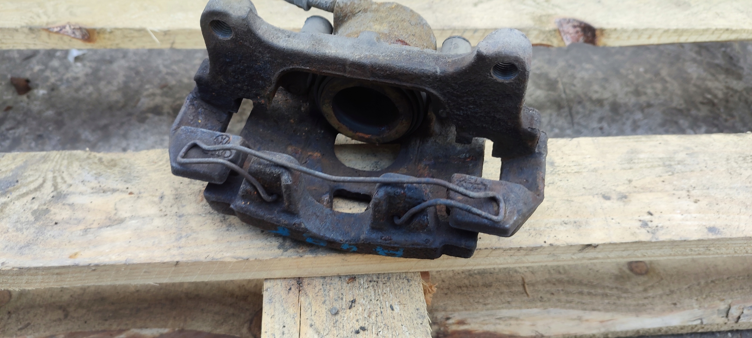 caliper brake right front audi a4 b8 1.8 tfsi