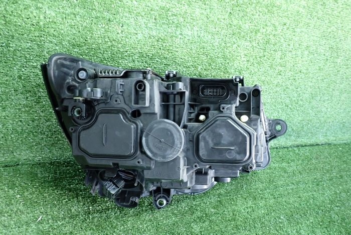 VW T6.1 T6 LIFT 19- reflektor left light left for puszke