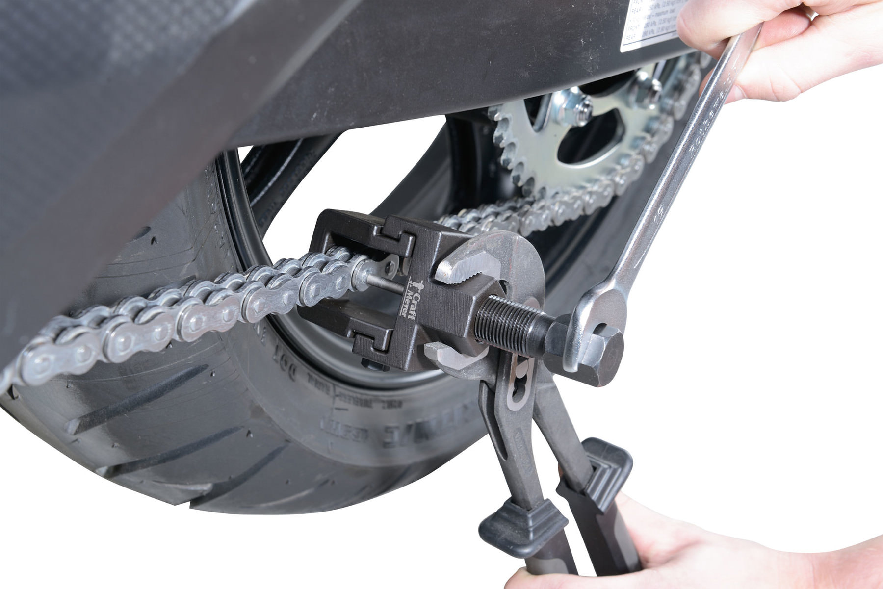 D. I. D и SAITO цепь для мотоциклов