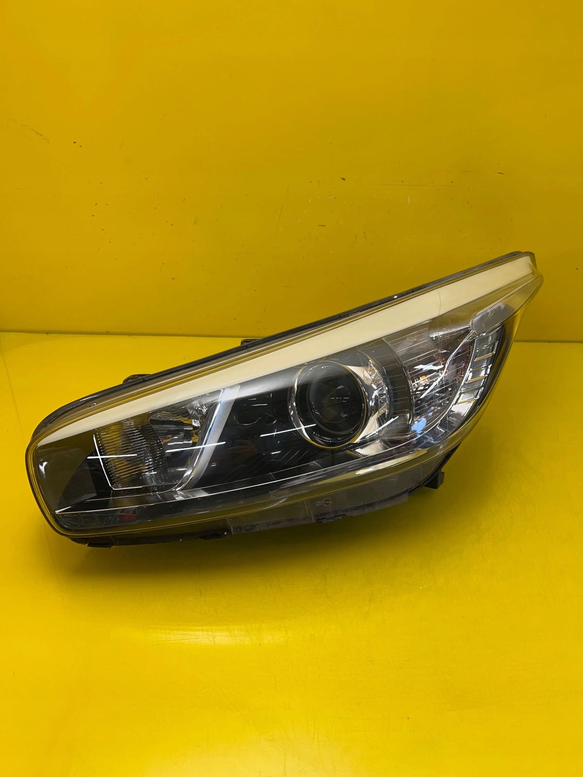 far lijeva Kia Ceed II leća EU 92101-A2010