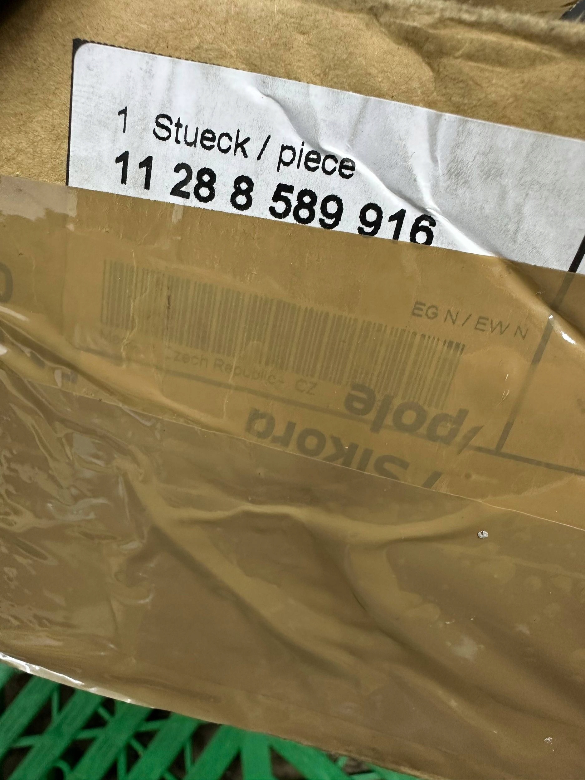 španovákem alternátoru BMW 5 G30 G31 G38 8589916