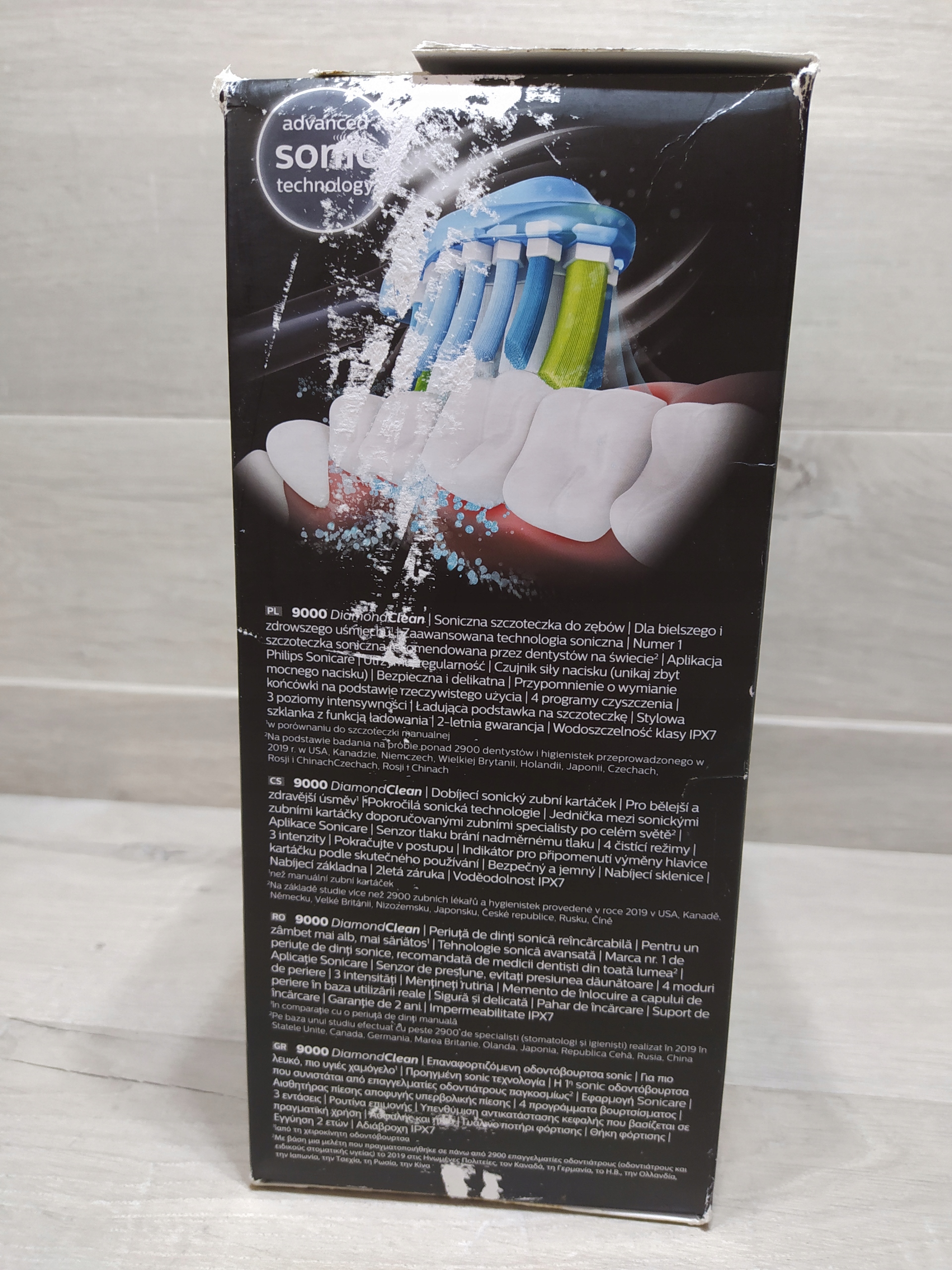 Philips Sonicare DiamondClean HX9914/57 OPIS Waga produktu z opakowaniem jednostkowym 1.5 kg