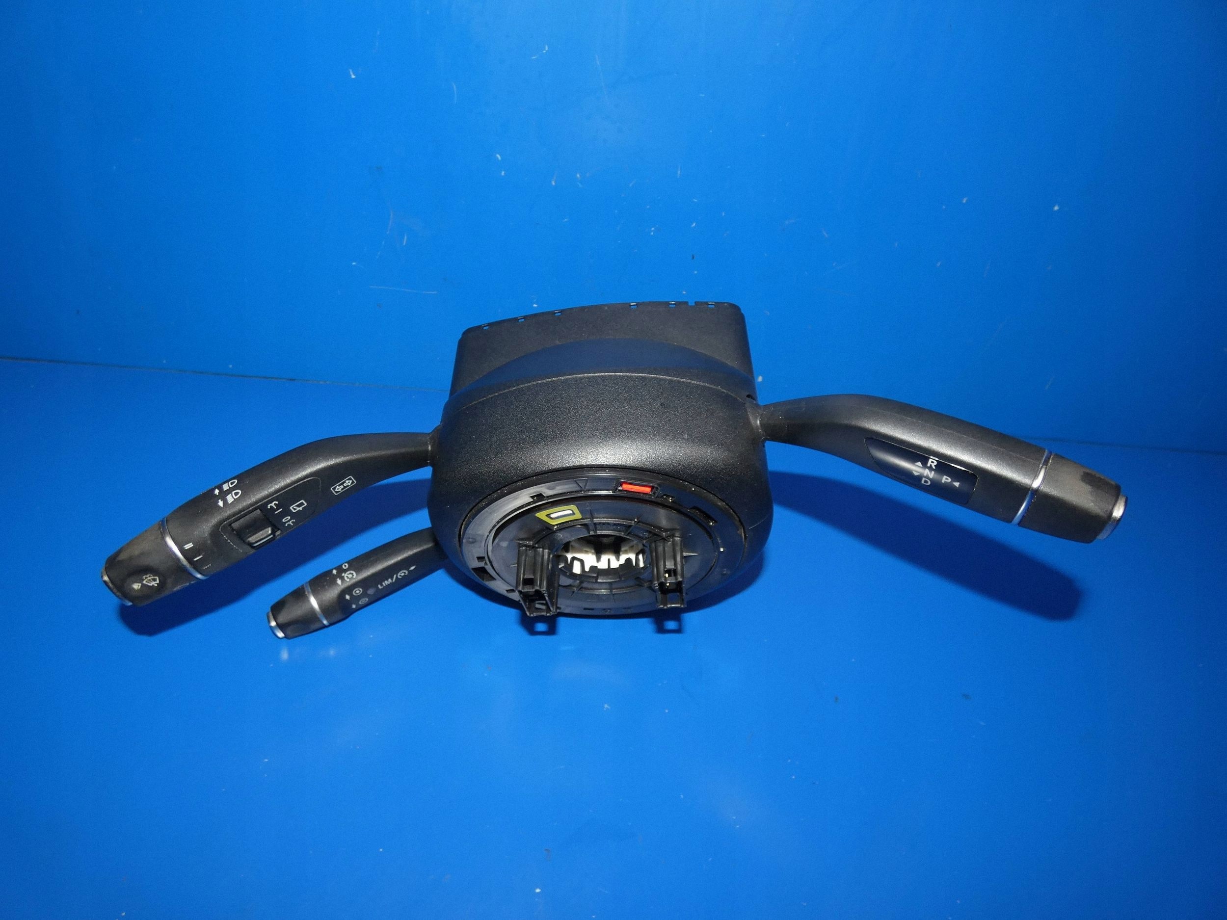 MERCEDES E KLASA W213 steering wheel levers and controls control ring sensor KATA