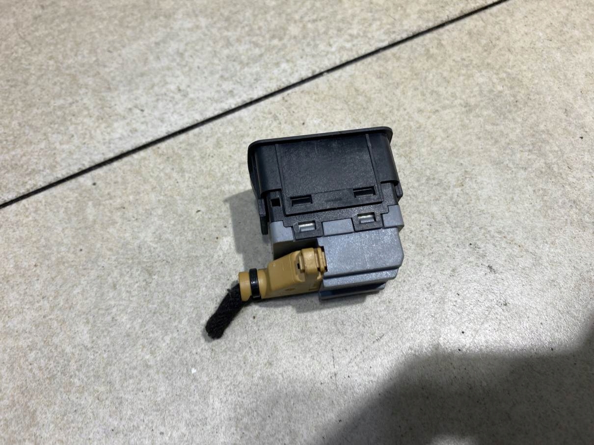 switch ALARMU AUDI Q7 4L 4F0962109