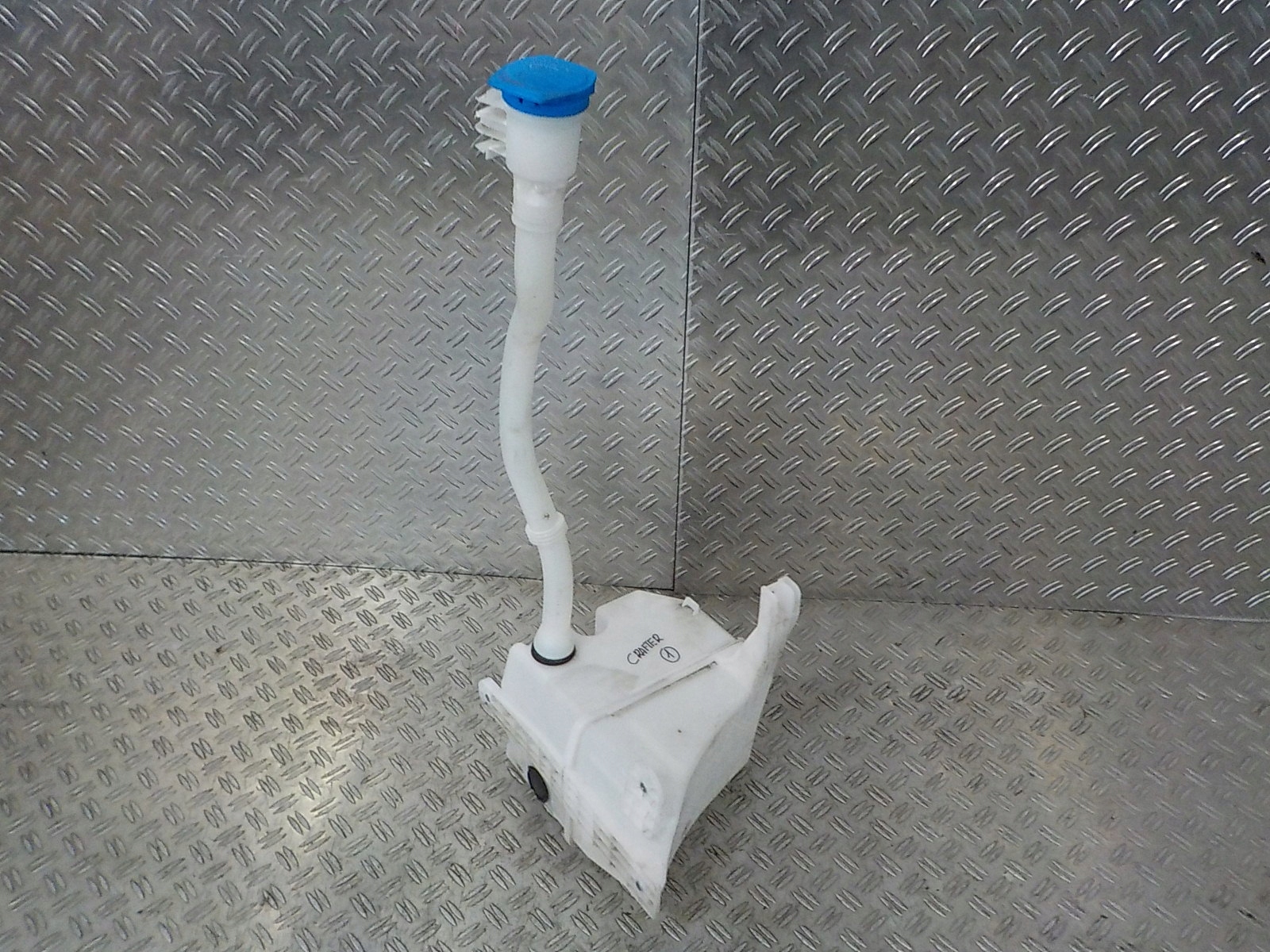 VW CRAFTER II MAN TGE 17-БАЧОК ОМЫВАТЕЛЯ