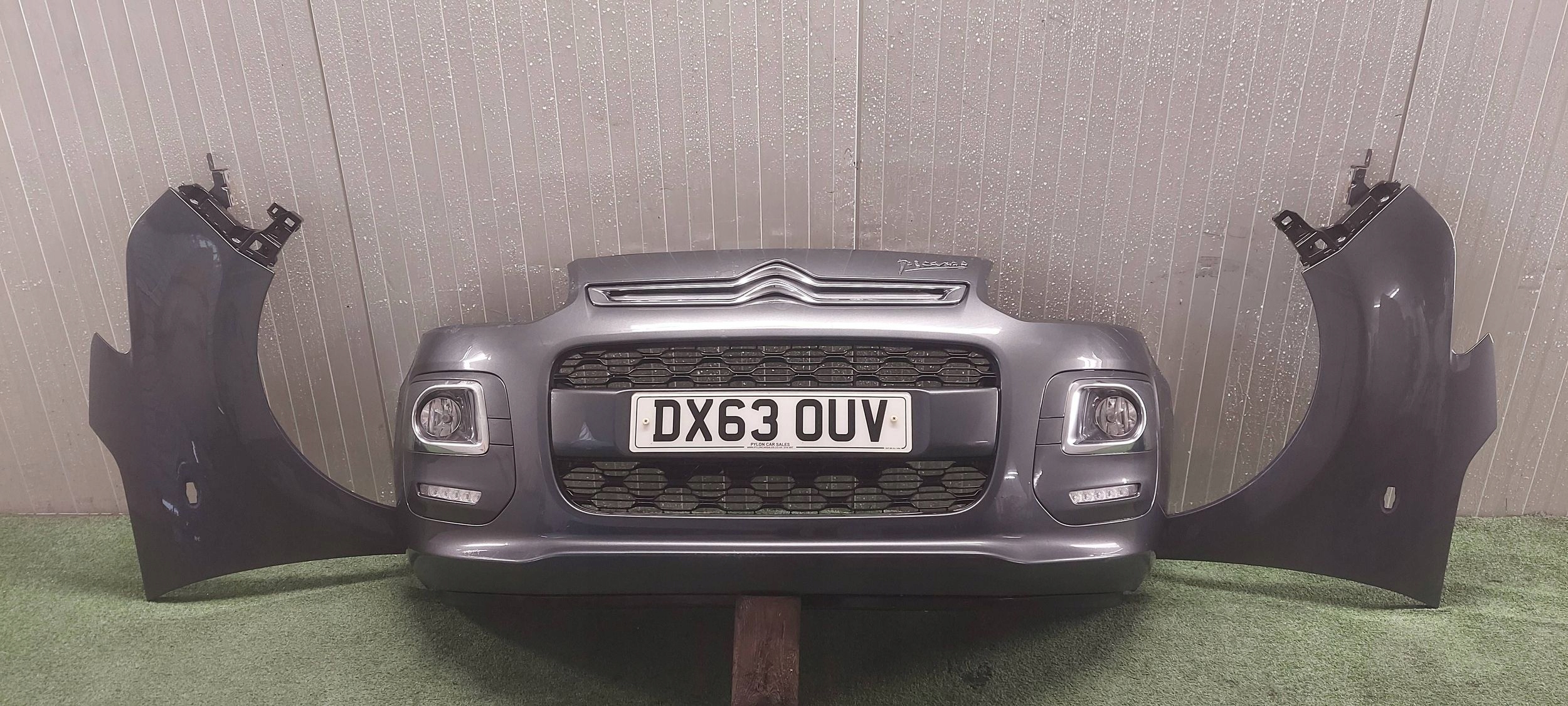 fender right front CITROEN C3 PICASSO LAK: KTP KTPD