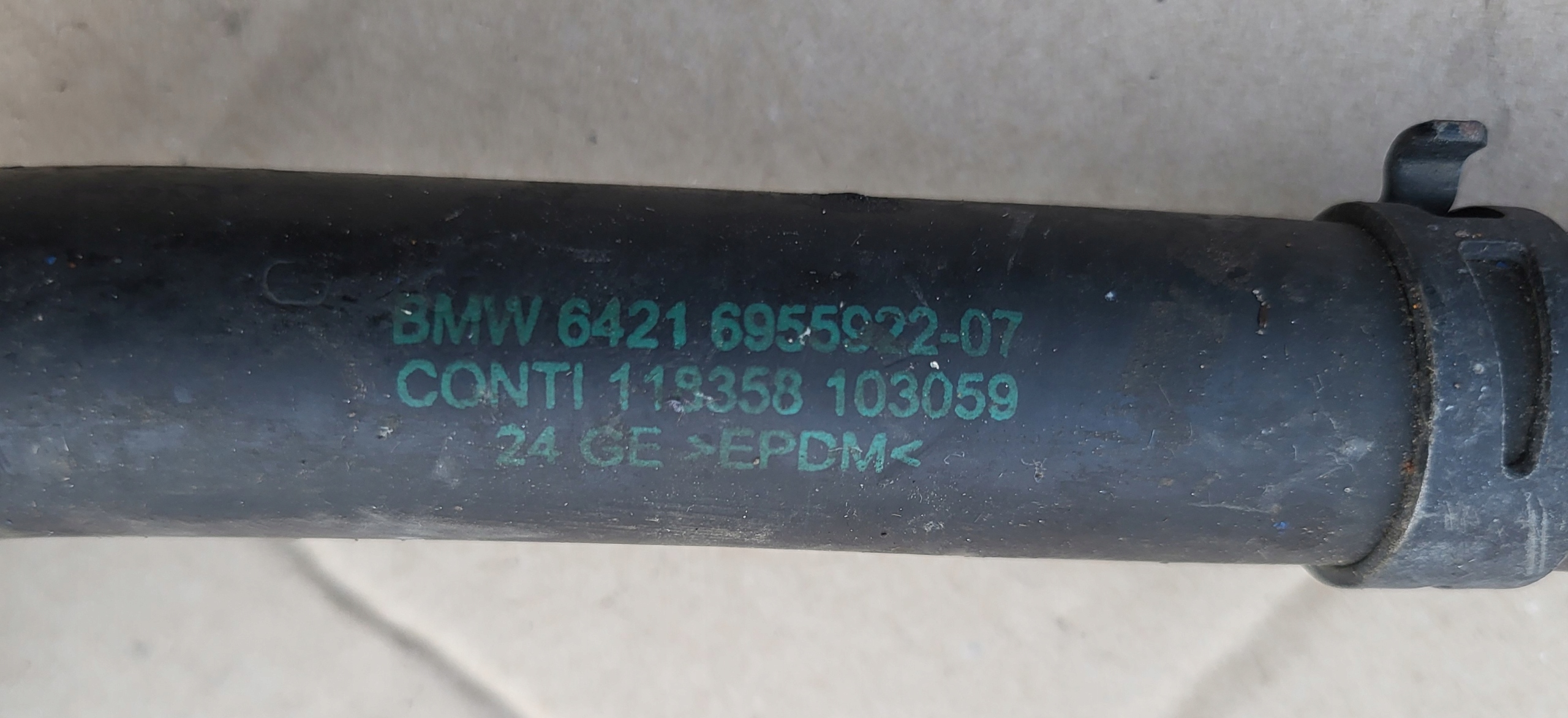 crijevo cijev prijenos vode gasa CHLODZACEGO BMW X5 E70 X6 E71 3.5D OE