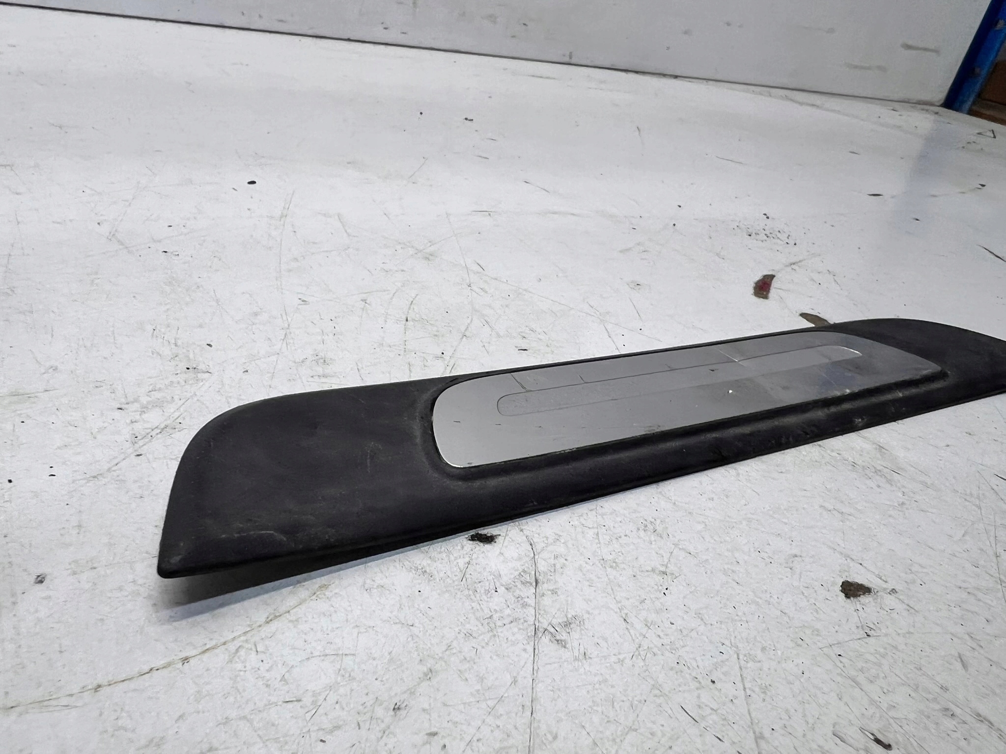 moulding threshold left rear part AUDI A3 8V4 SPORTBACK 8V4853557A 1/26