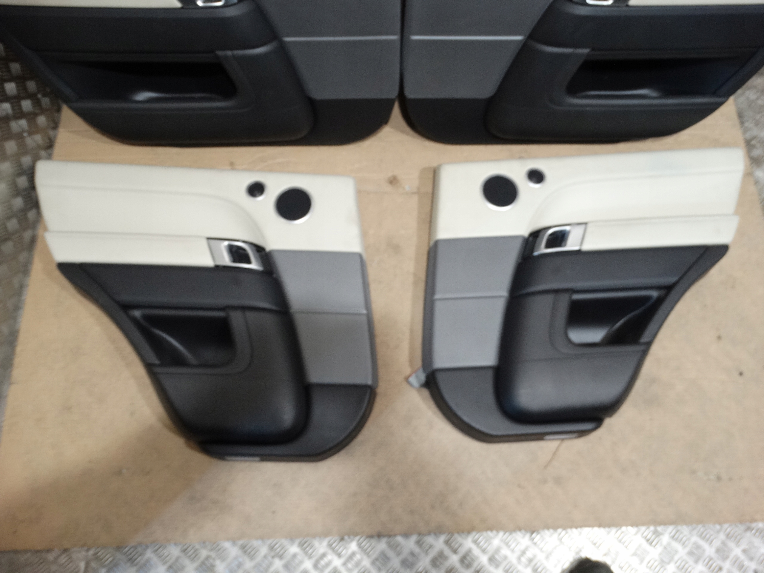 комплект. кресла кожа RANGE ROVER L494 1
