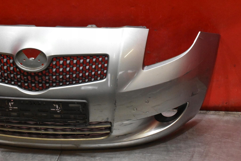 bumper front front SREBRNY TOYOTA YARIS 2 II 05-09