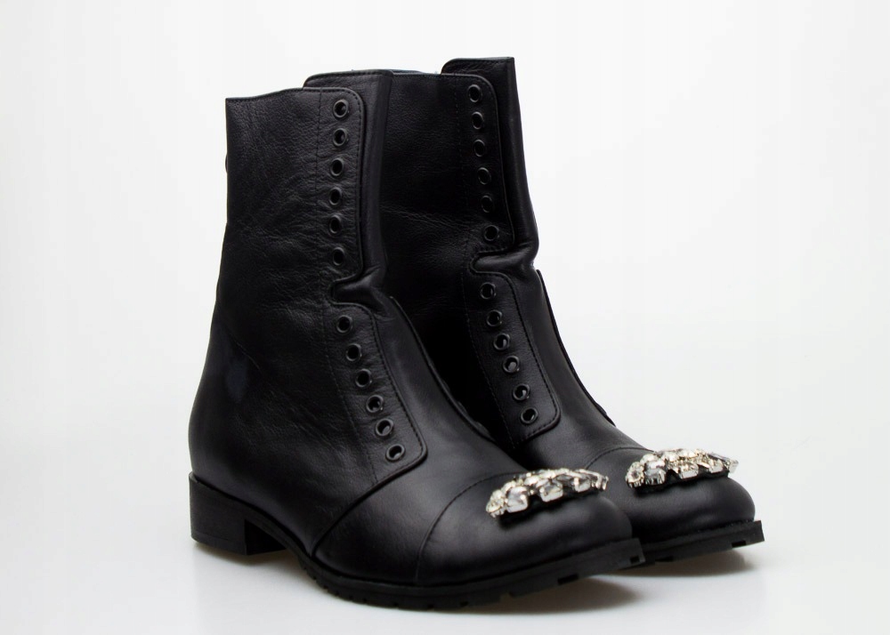 CZARNE BOTKI WORKERY SKÓRZANE WOLSKI CYRKONIE 40 Materiał podeszwy Tworzywo sztuczne