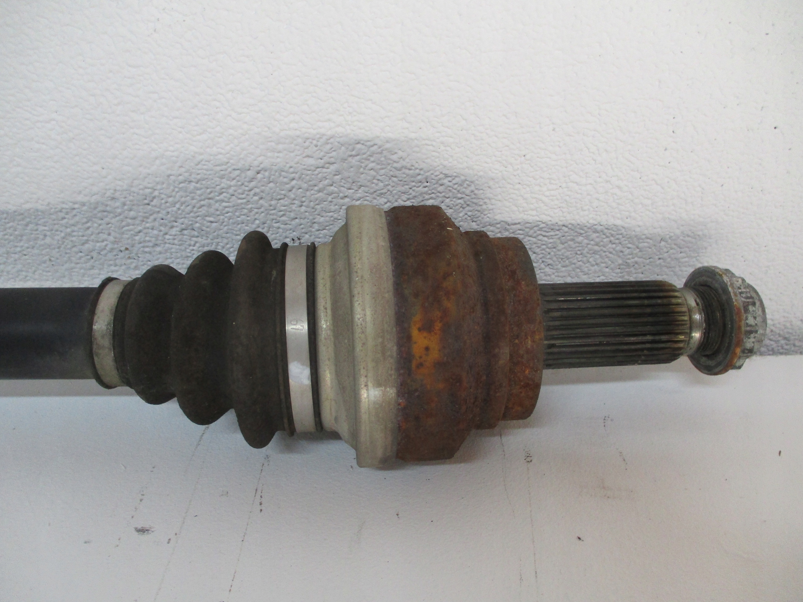 semi-axis left BMW X5 E70 3,0D rear part rear