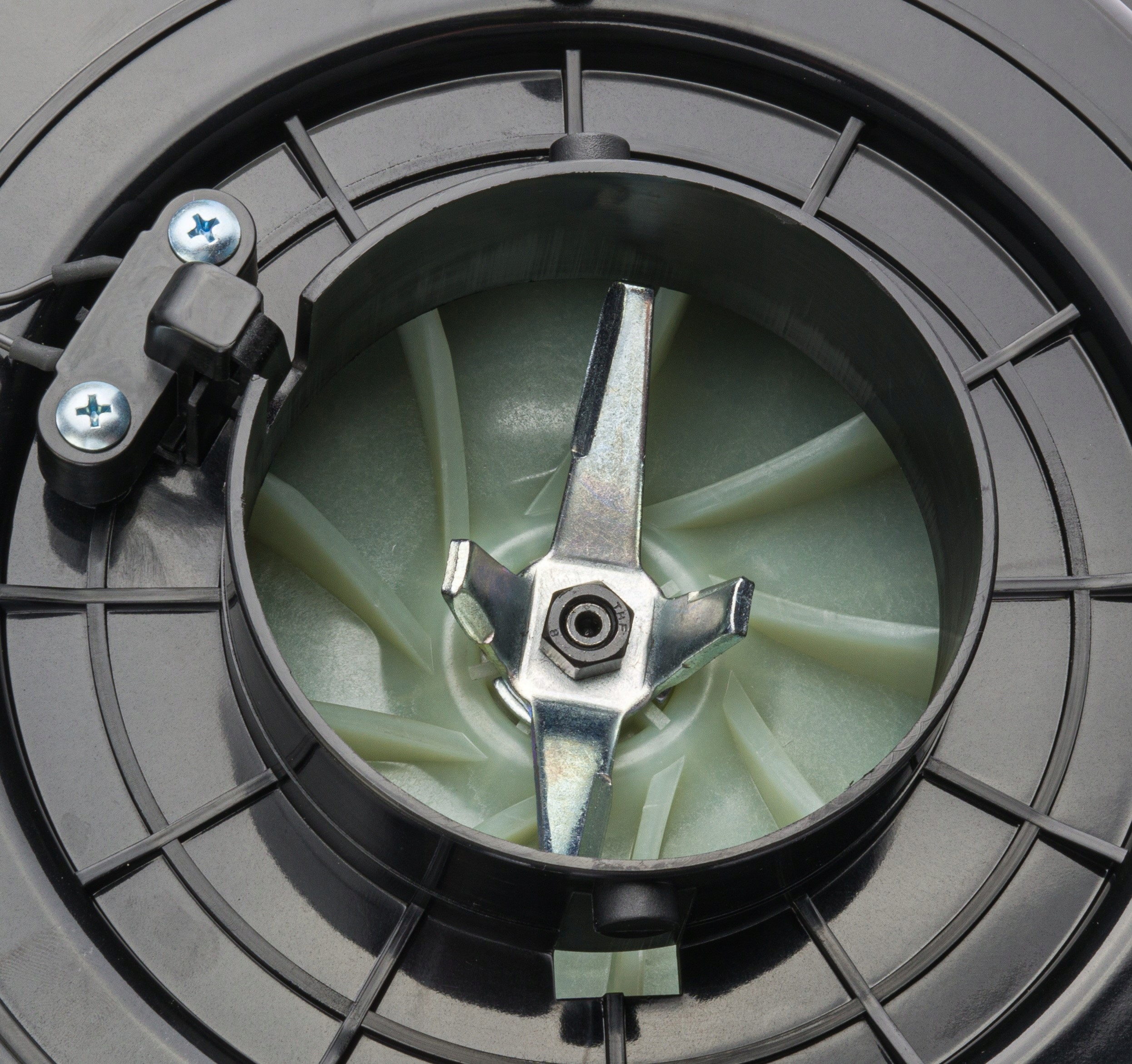 DMUCHAWA ODKURZACZ ROZDRABNIACZ SPALINOWY DO LIŚCI ŚNIEGU OGRODU 3,5KM 4w1 Zakres mocy 3-4 KM