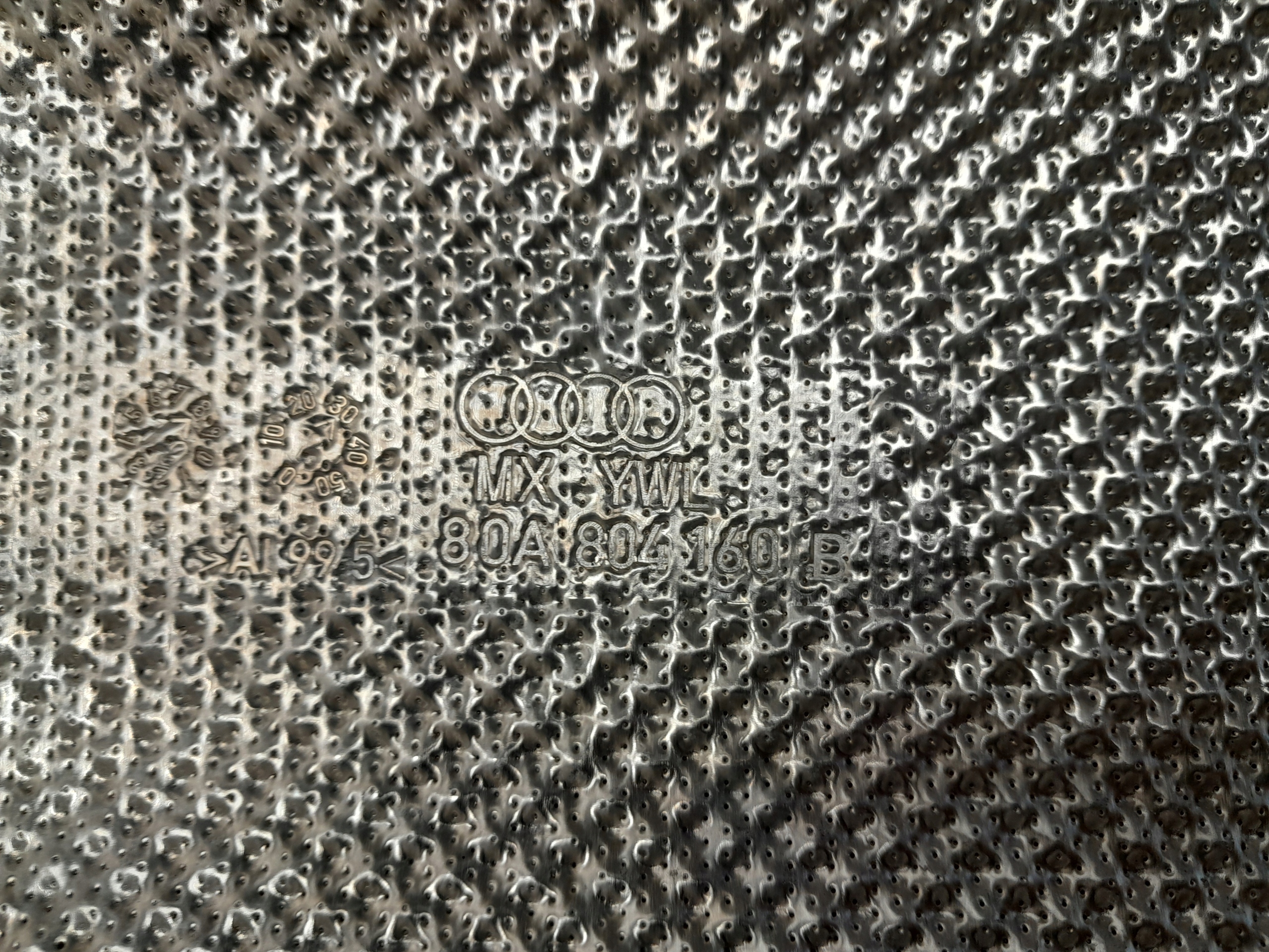 AUDI Q5 80A cover TERMICZNA chassis 80A804160B