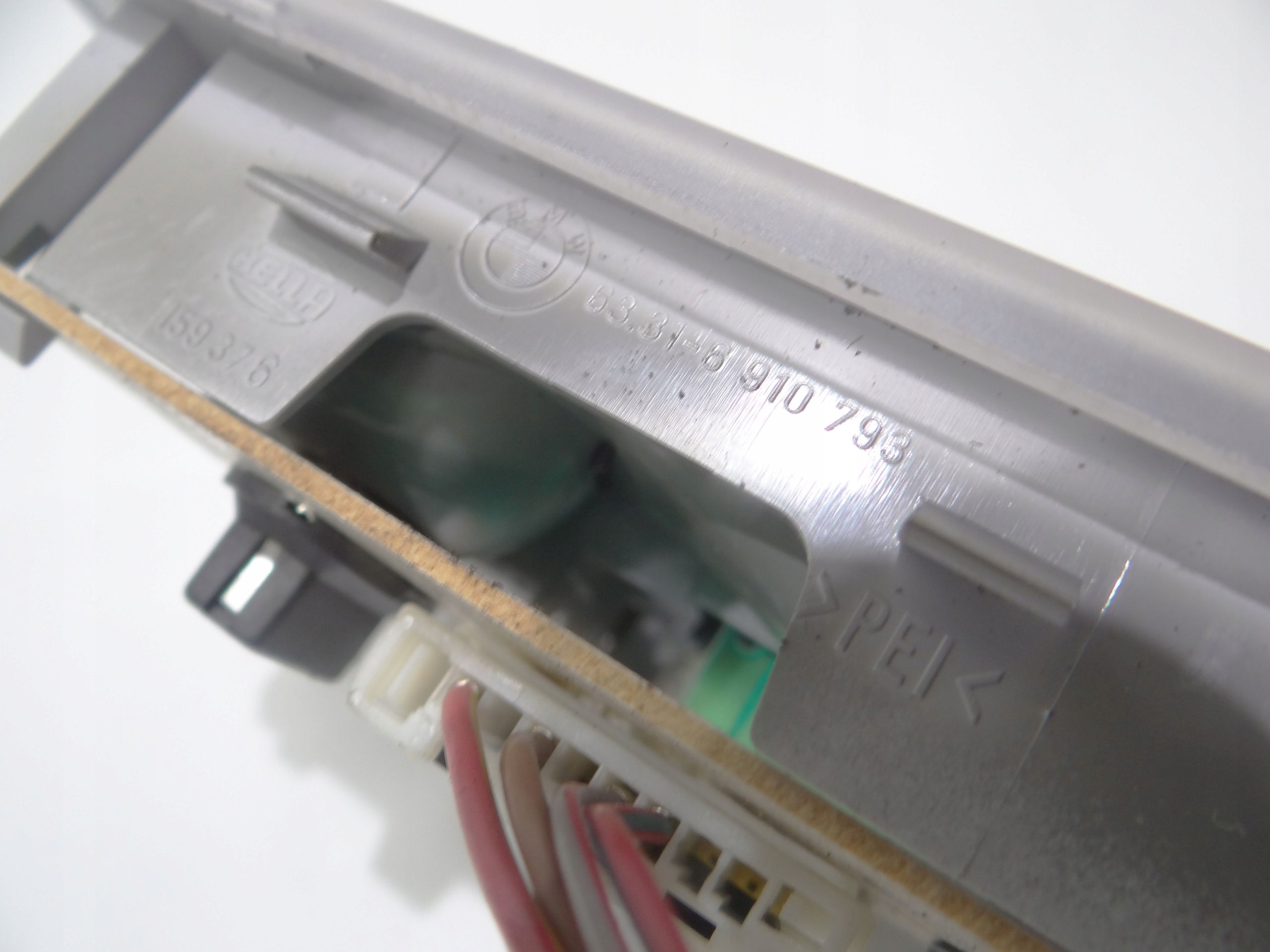 FANALE OSWIETLENIE interna BMW E61 OE 6910793
