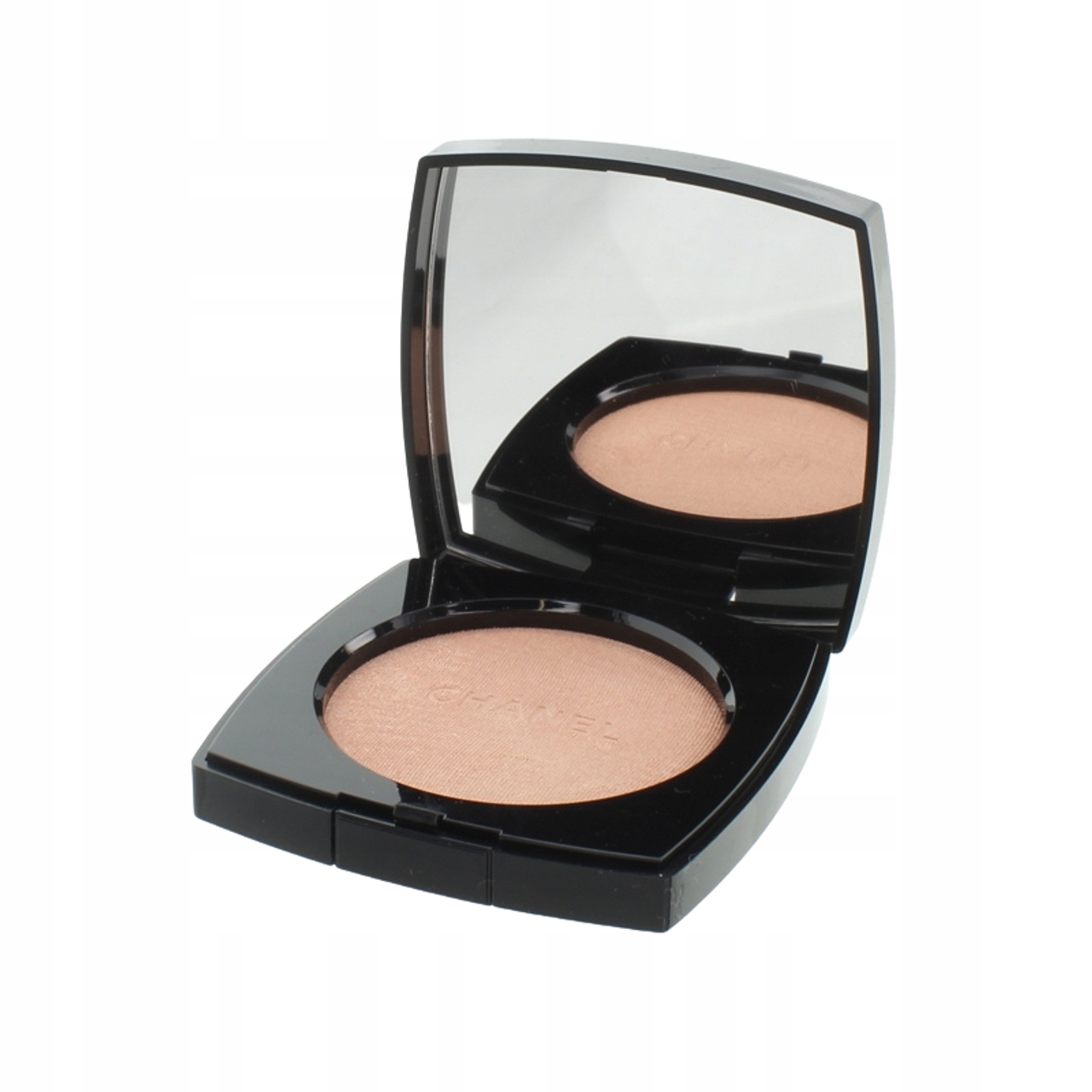 Chanel Poudre Lumiere Highlighting Powder