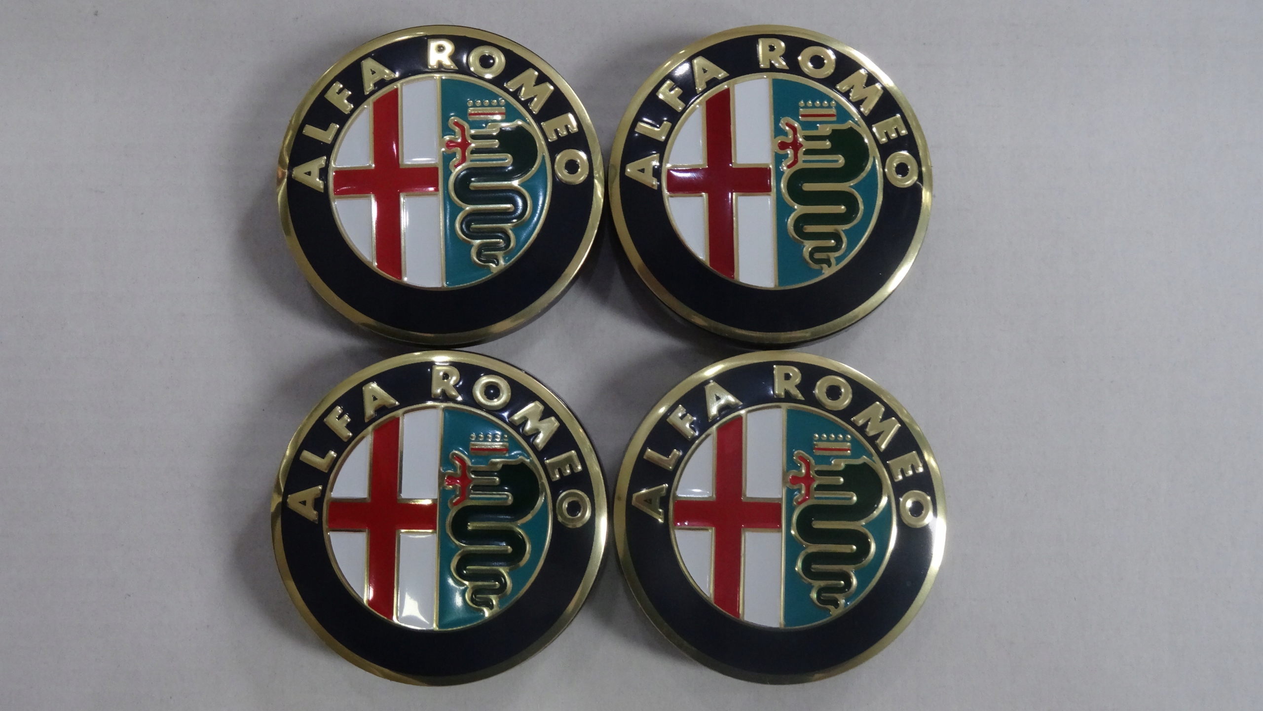

4x aluminiowe Dekielki Dekle logo Alfa Romeo 50 mm