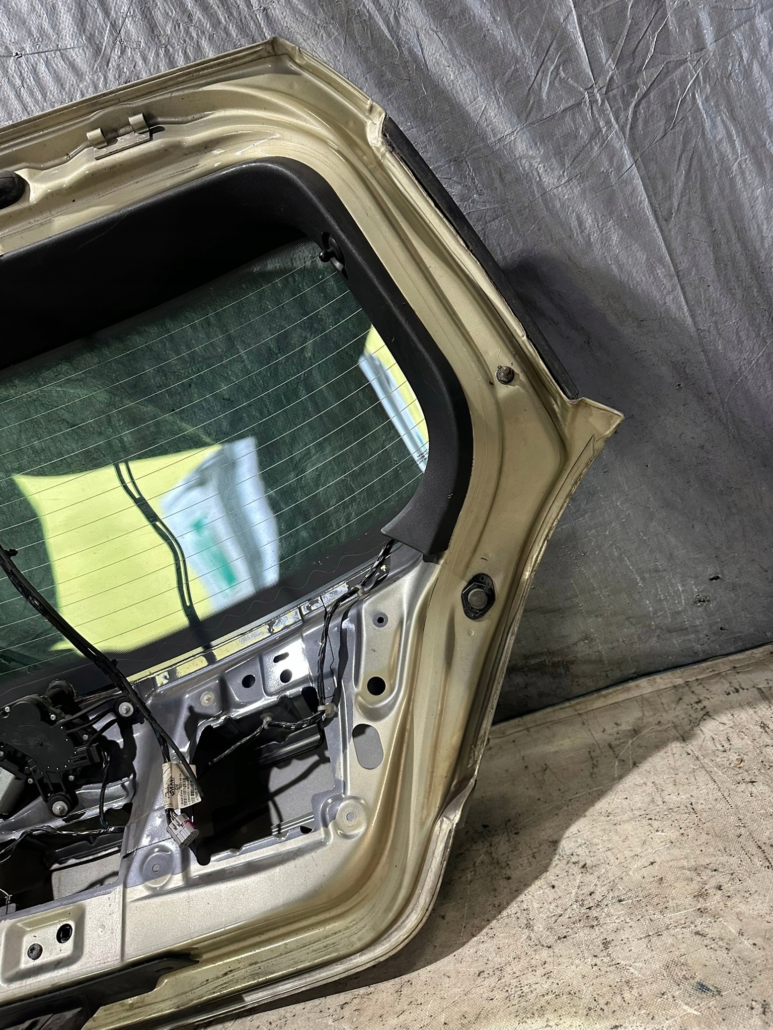 trunk door boot OPEL ASTRA H Z40H